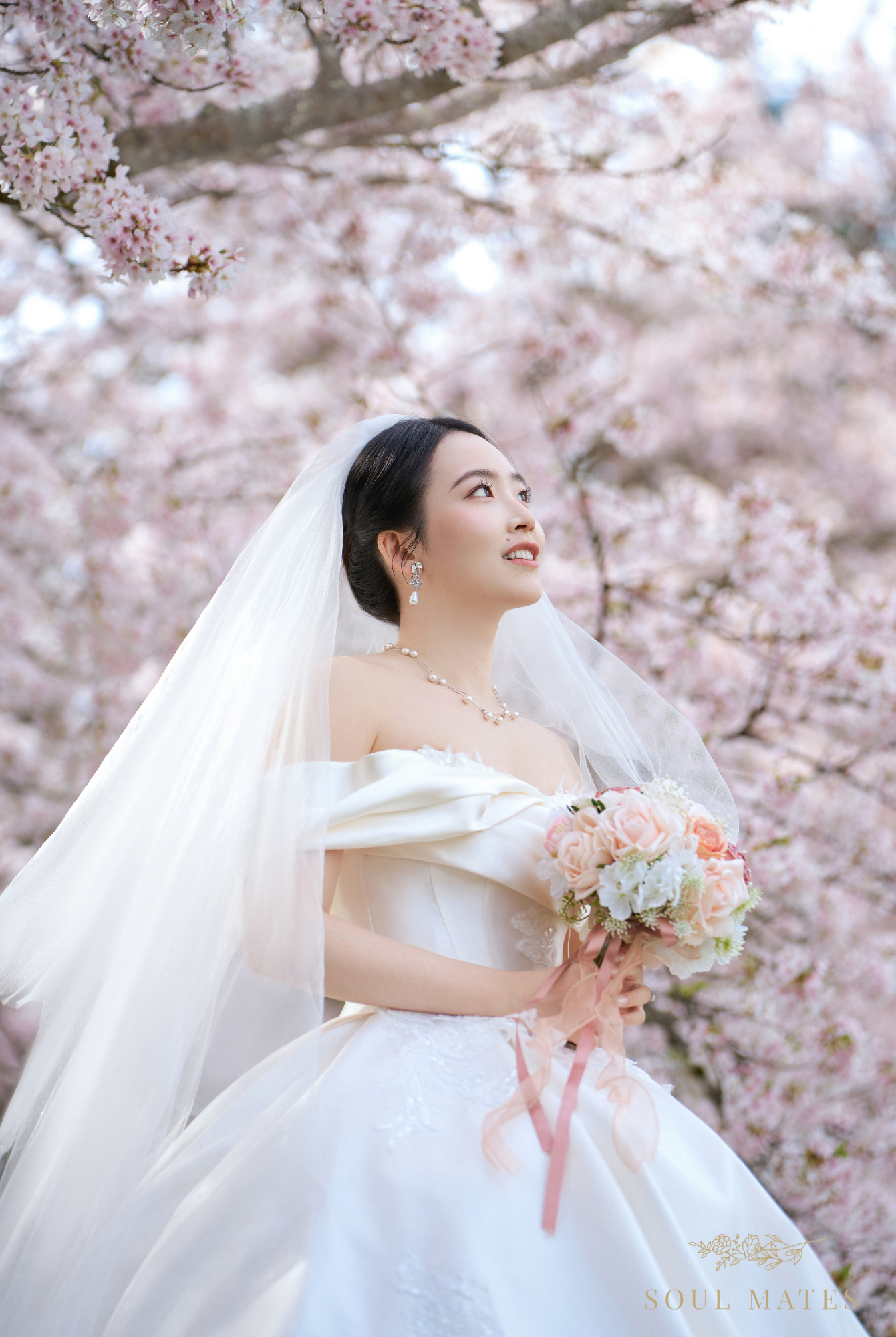 Wedding photography in Seattle - Soul Mates Bridal (20).png