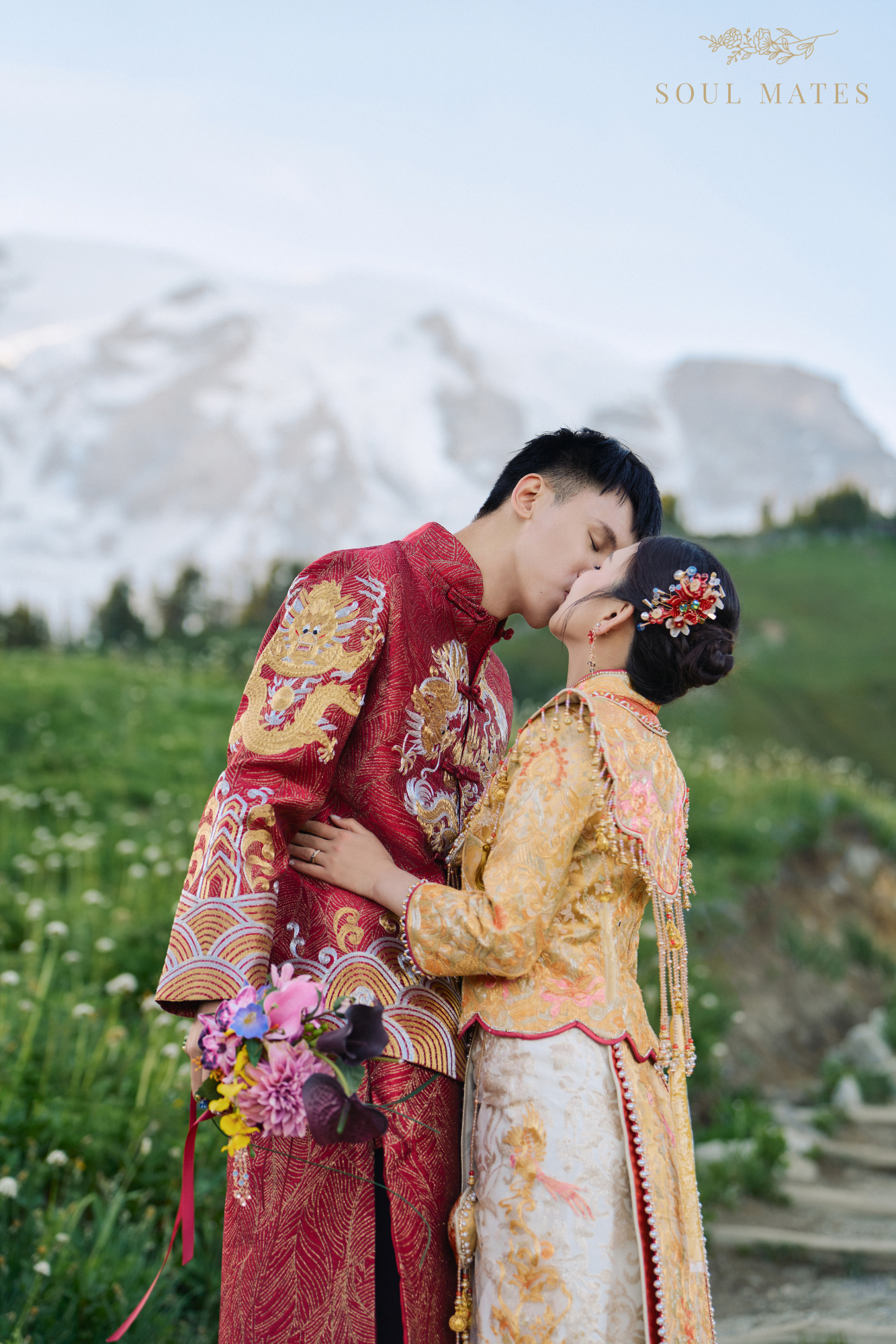 Wedding photography in Seattle - Soul Mates Bridal (27).png