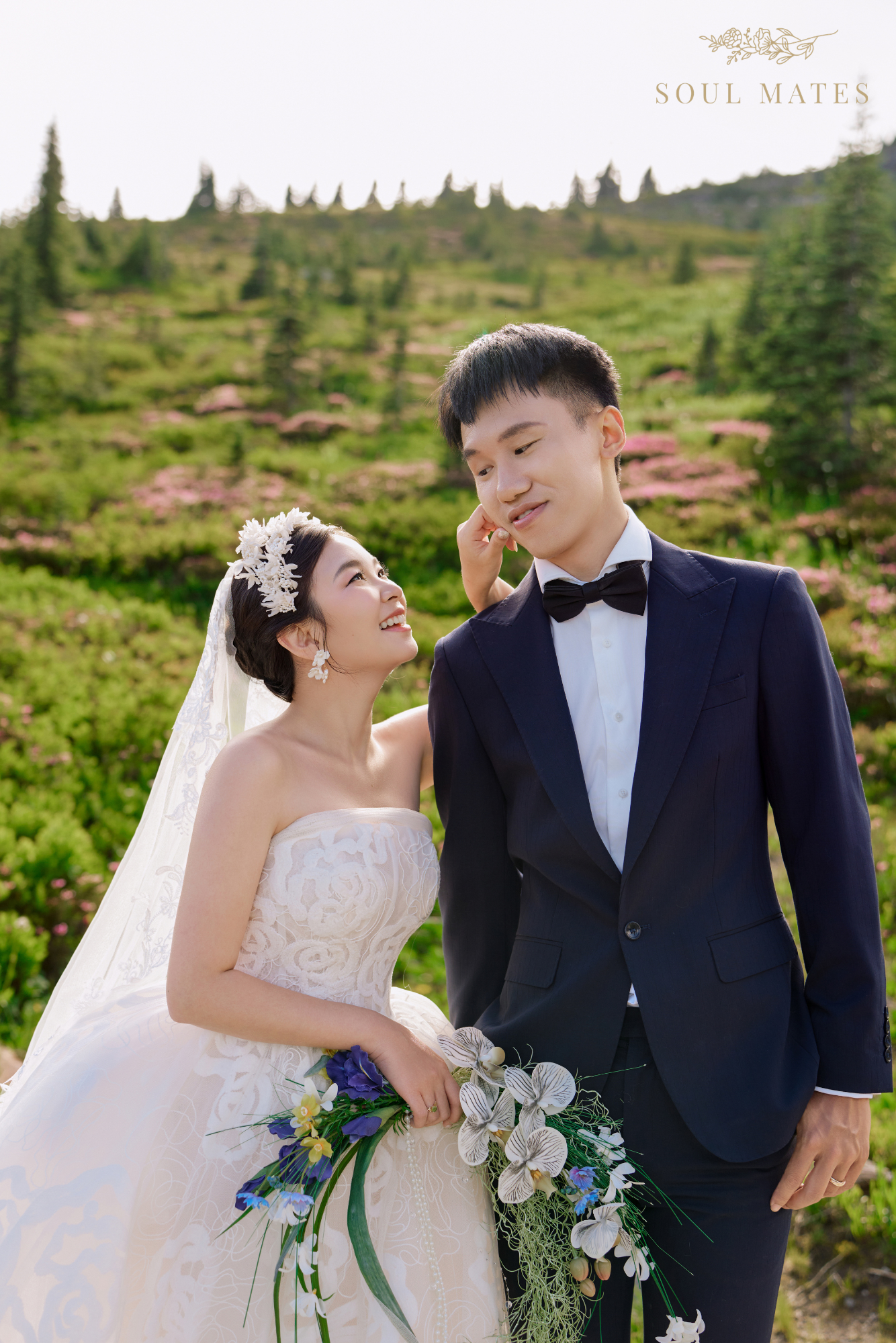 Wedding photography in Seattle - Soul Mates Bridal (11).png