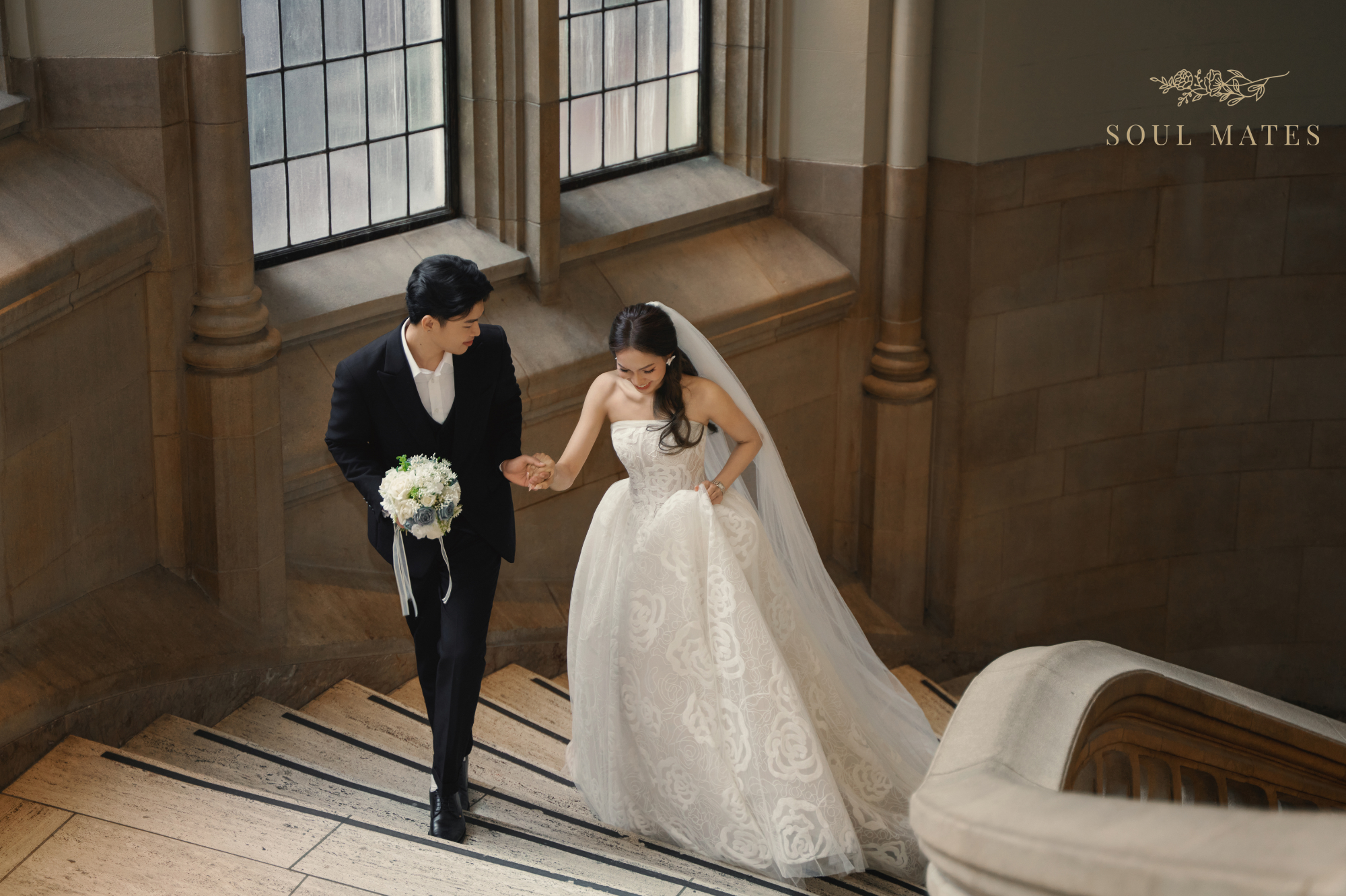 Wedding photography in Seattle - Soul Mates Bridal (2).png