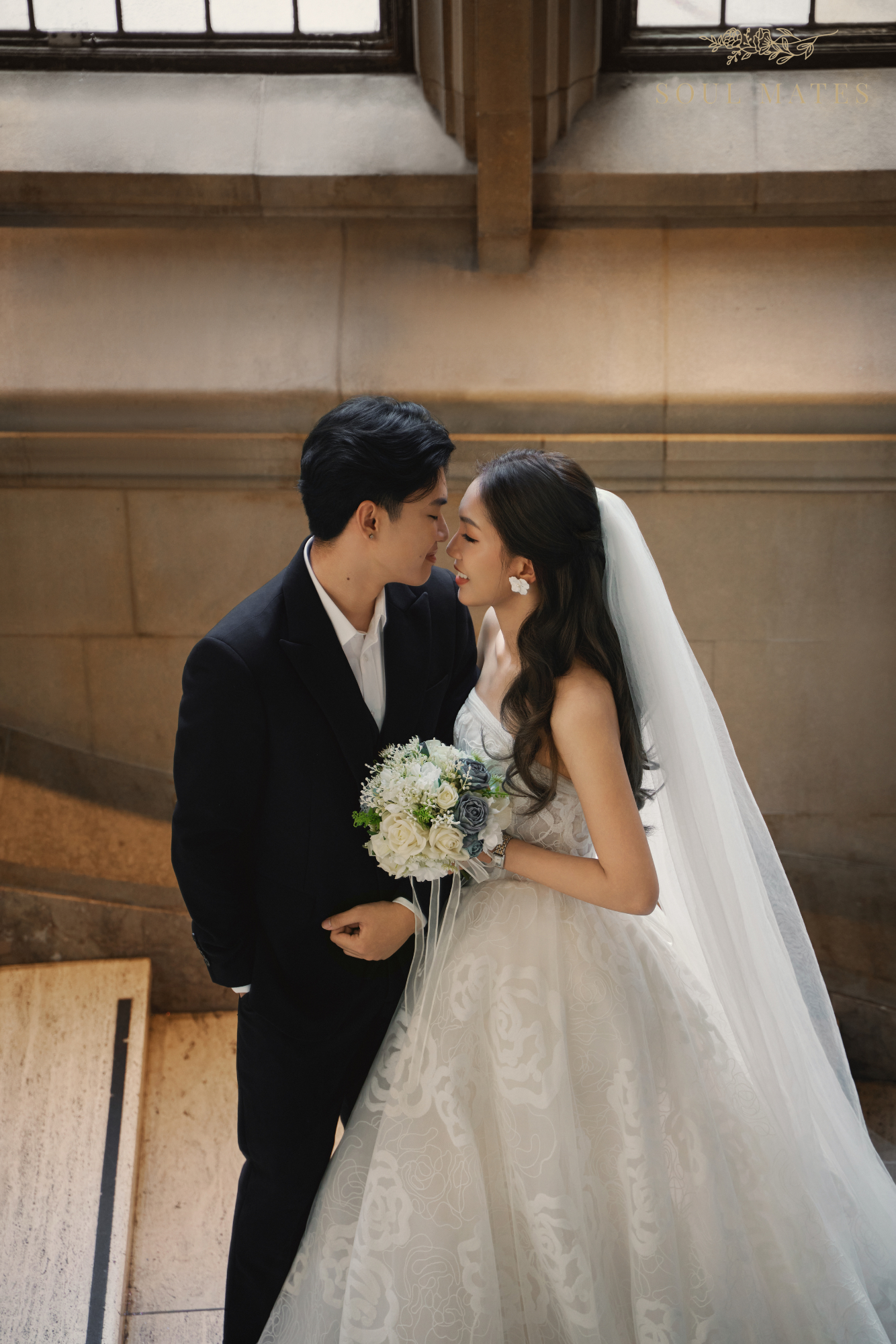 Wedding photography in Seattle - Soul Mates Bridal (6).png