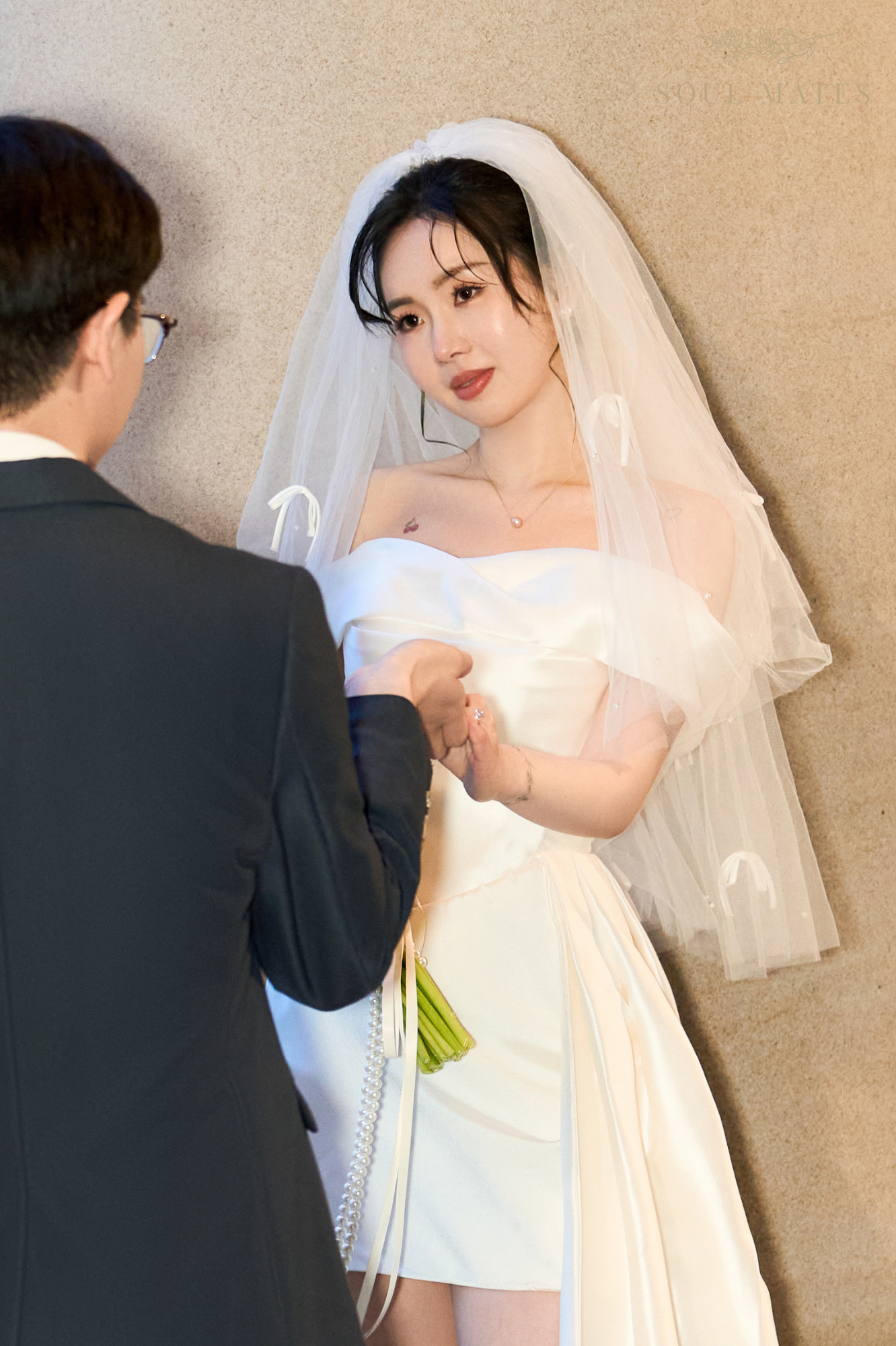 Wedding Photography in Seattle - Soul Mates Bridal (11).png