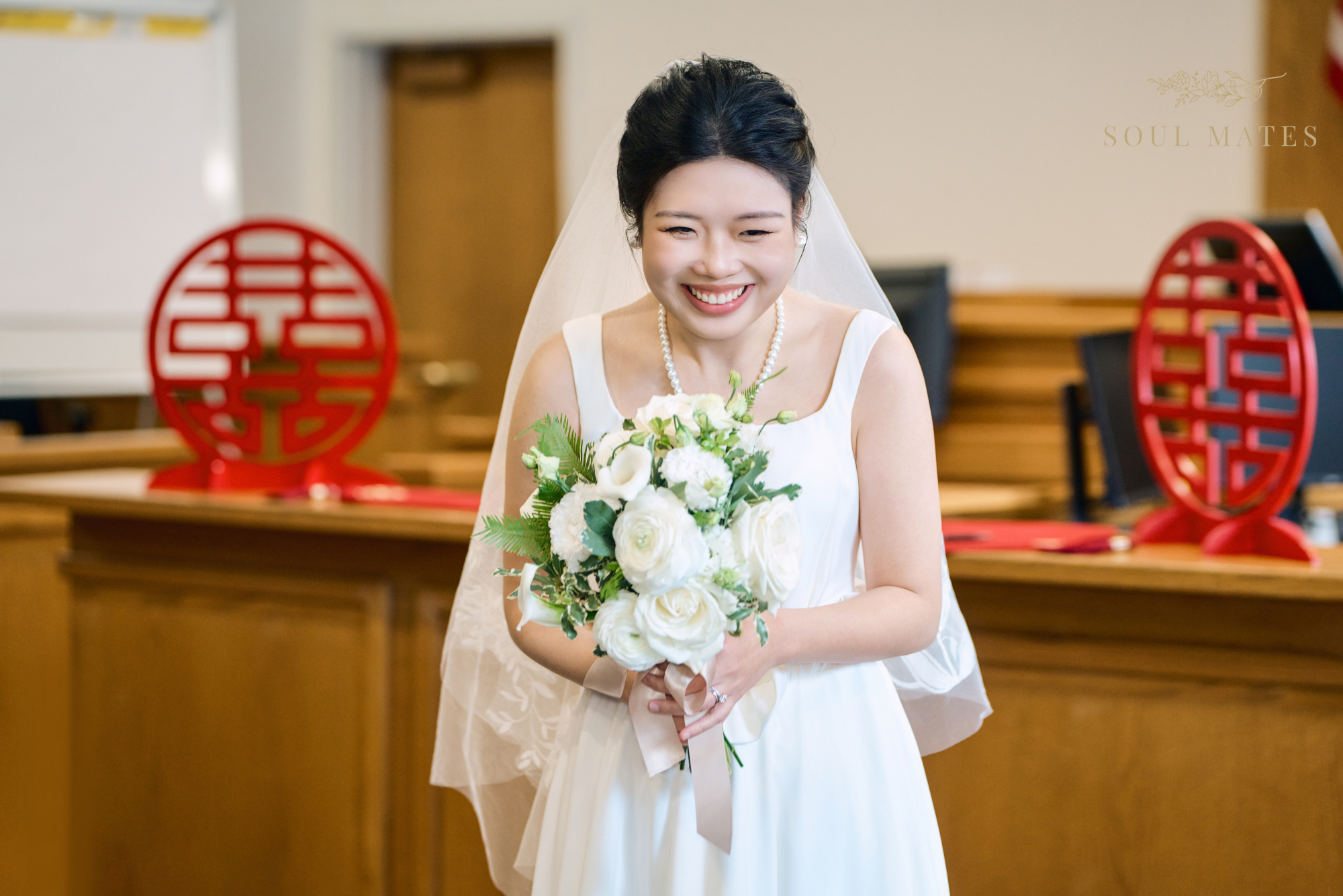 Wedding photography in Seattle - Soul Mates Bridal (10).png