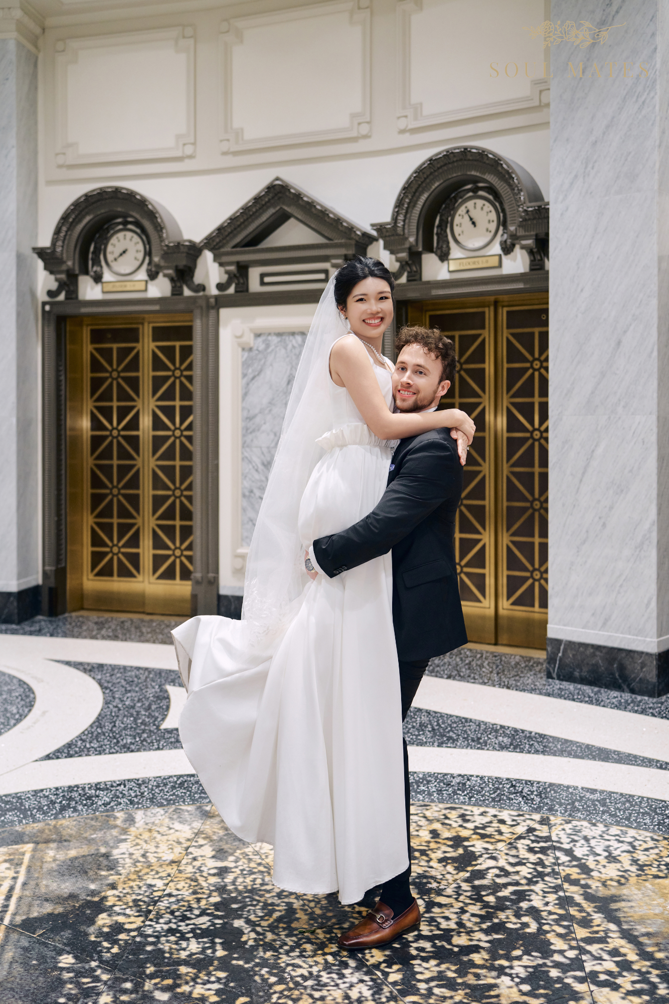 Wedding photography in Seattle - Soul Mates Bridal (18).png