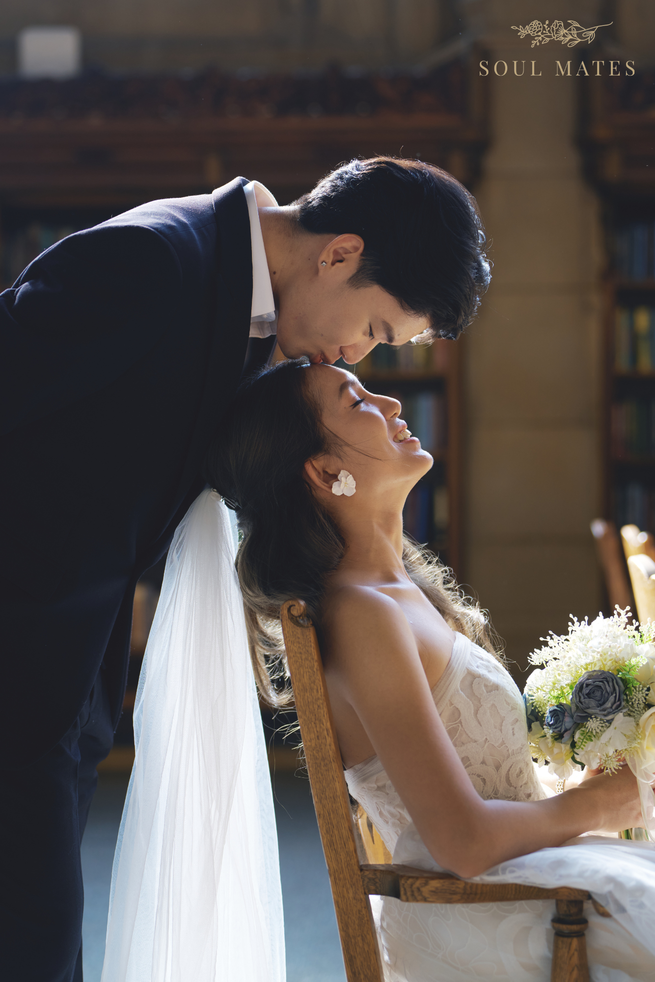 Wedding photography in Seattle - Soul Mates Bridal (16).png