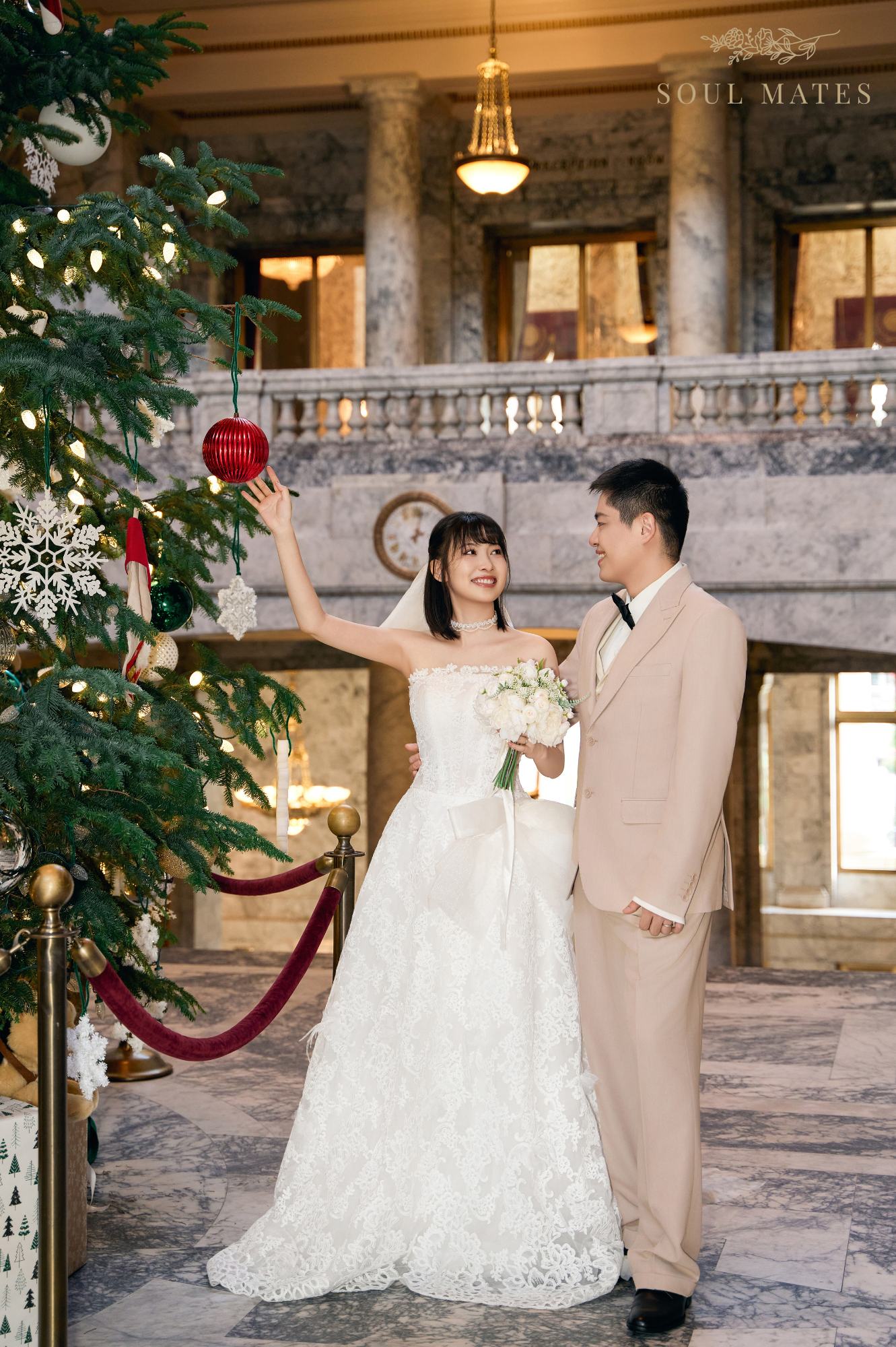 Wedding Photography in Seattle - Soul Mates Bridal (10).png