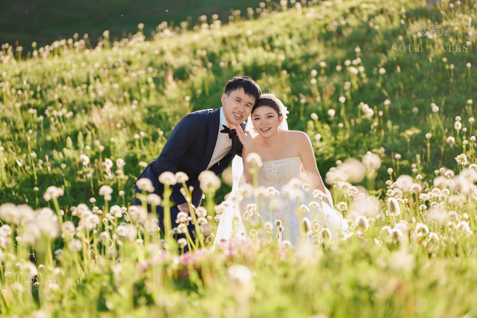 Wedding photography in Seattle - Soul Mates Bridal (21).png