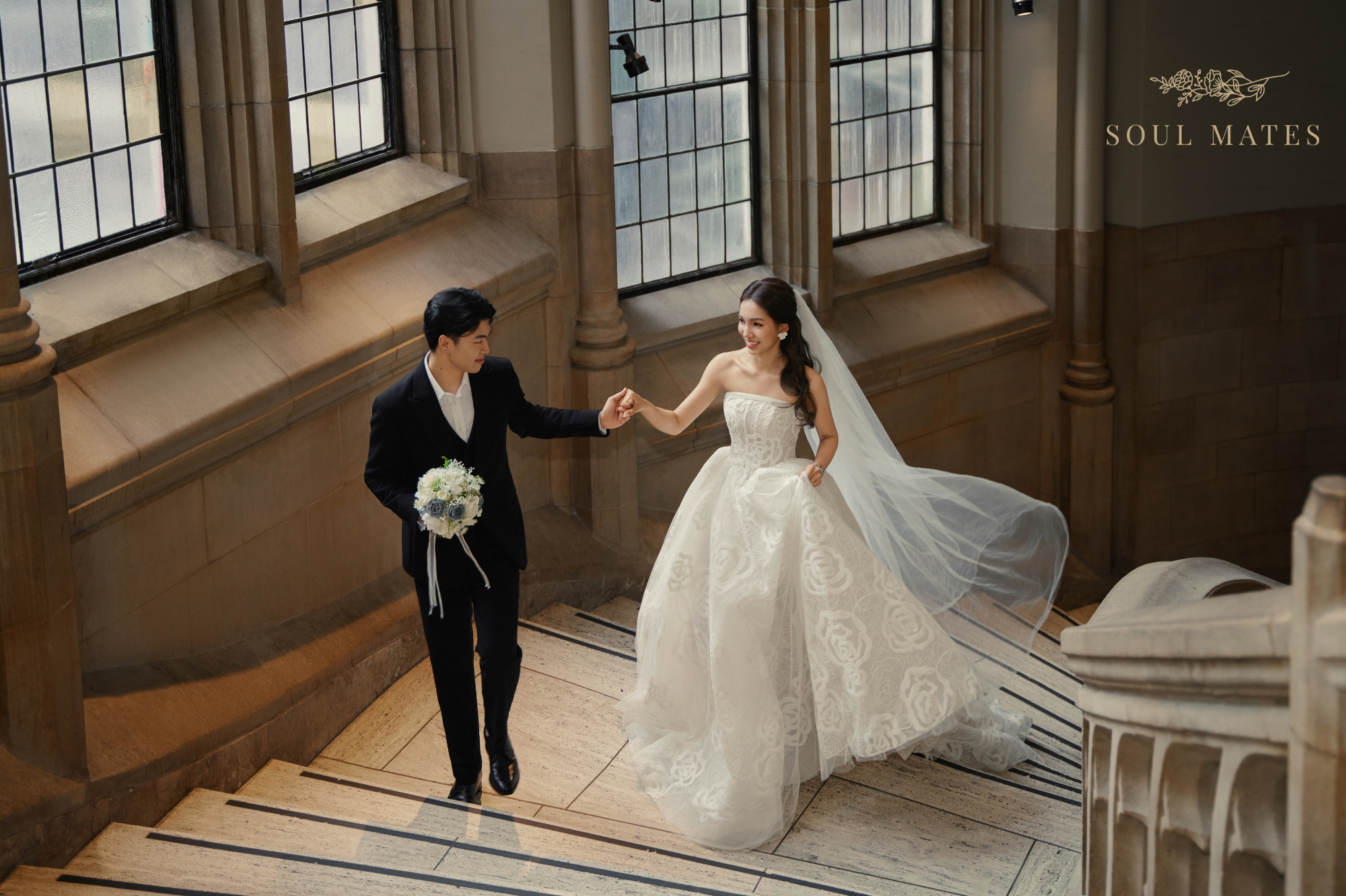 Wedding photography in Seattle - Soul Mates Bridal (3).png