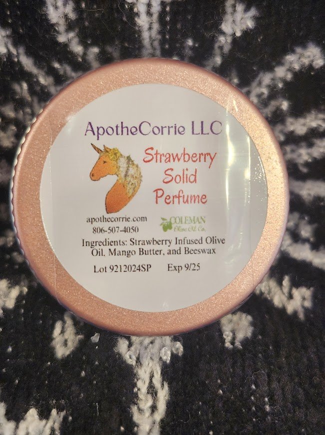 ColemanStrawberryPerfumeCloseUp.jpg