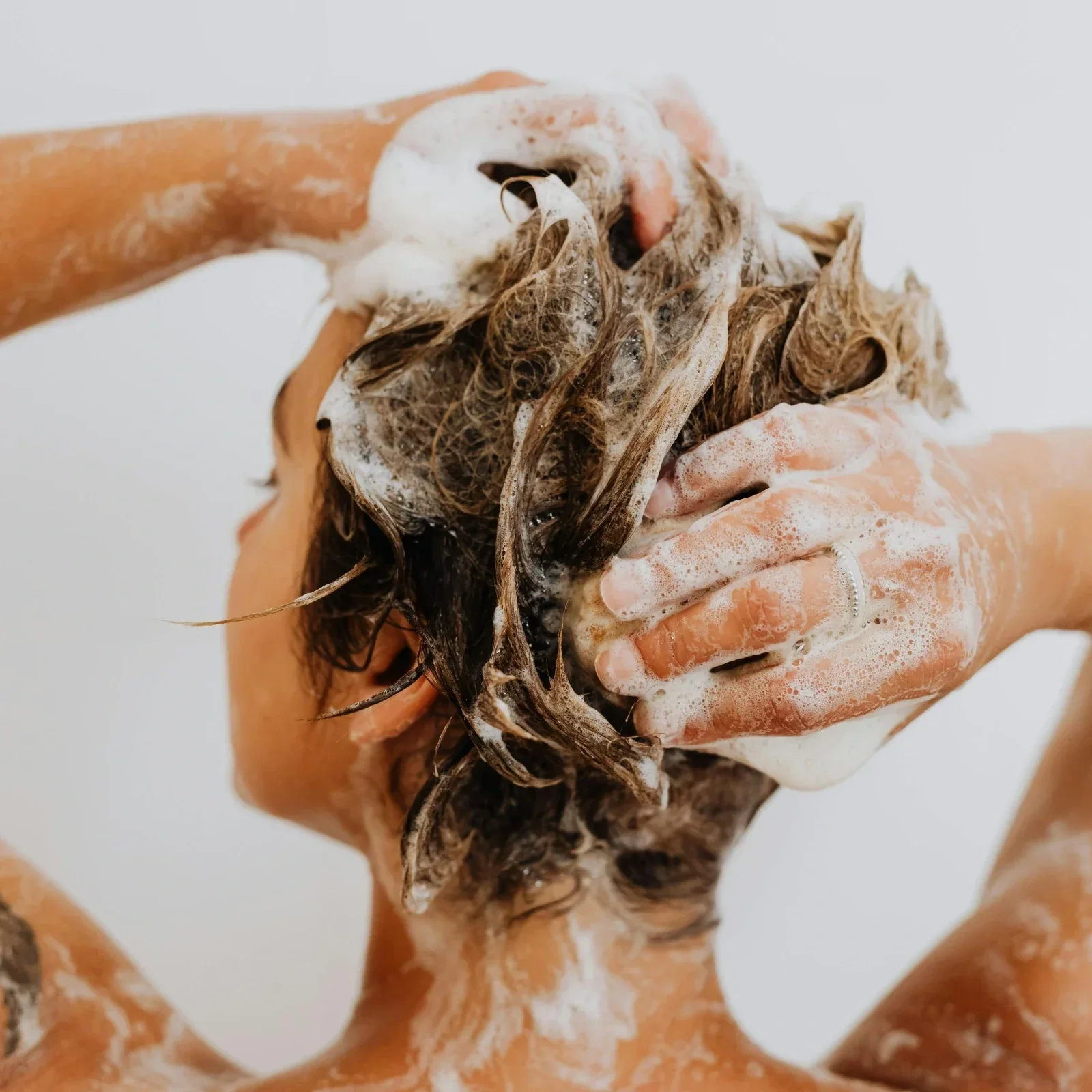 Breaking Hair Habits: Everyday Mistakes That Harm Your Hair and Scalp