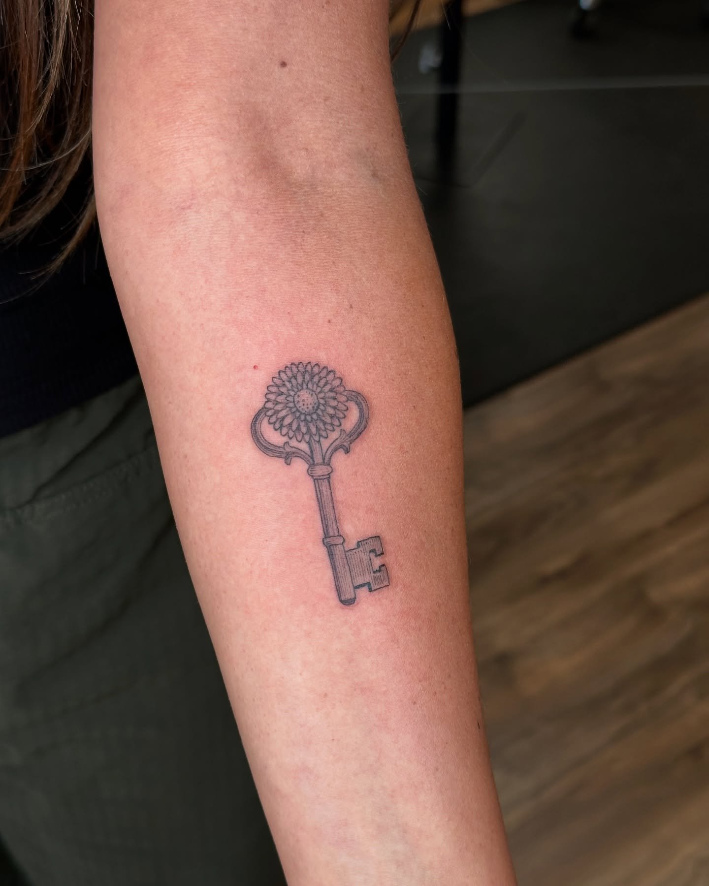 From the Million Reasons collection 🗝️
Thank you so much 🩶
I am booking flash from the Million Reasons collection and ALL of my flash (pre-drawn designs I’m excited to tattoo) ready to book via FinelineWilly .com
Xoxo
Adam