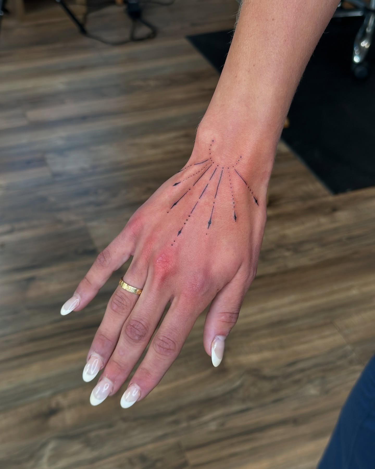 Simple, delicate, beautiful, meaningful, custom fit, fine line wrist tattoo. ☀️
Taking proposals for now, August, and September.
Xoxo Adam
Fine Line Willy