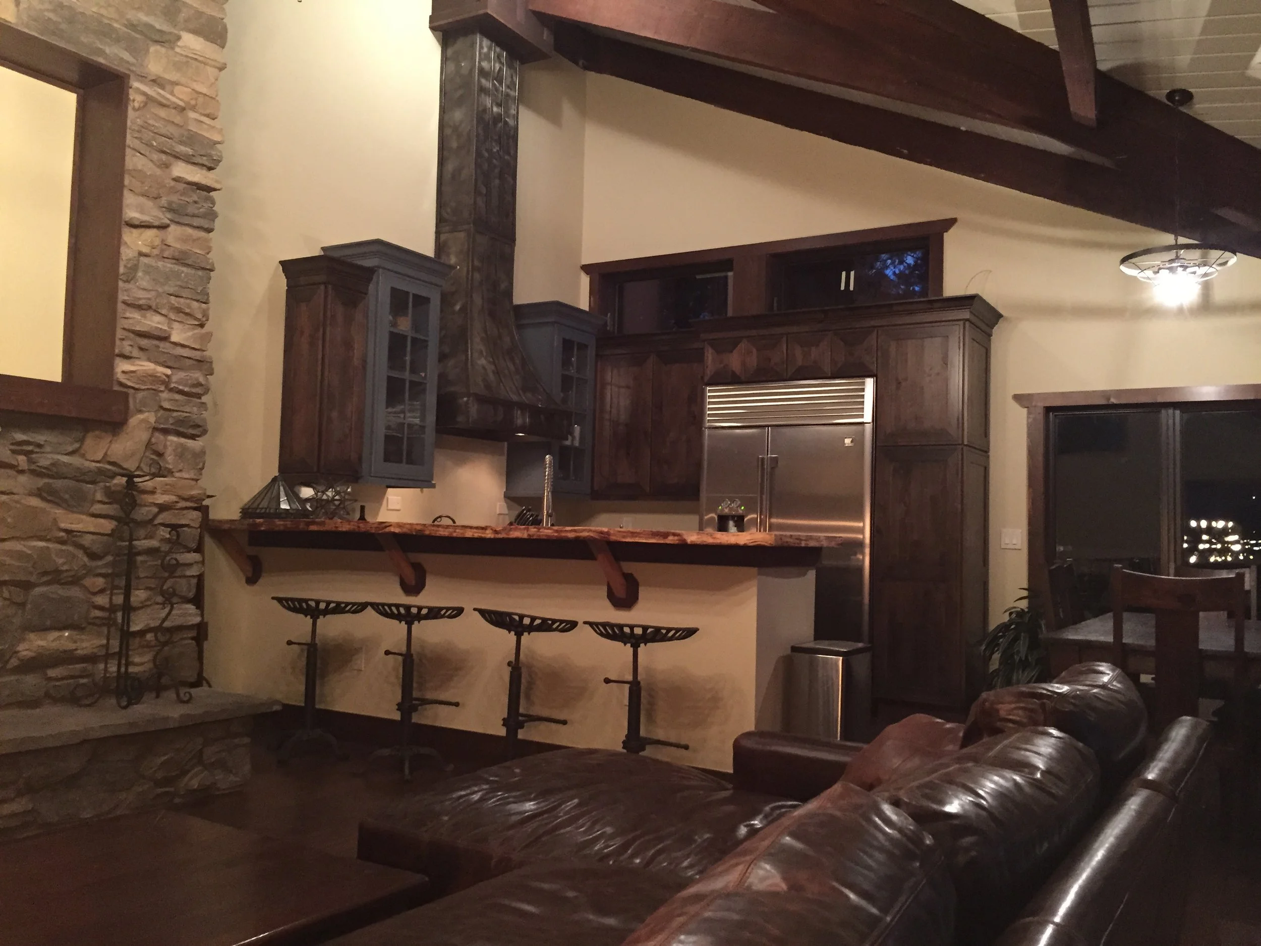 The finished kitchen space.