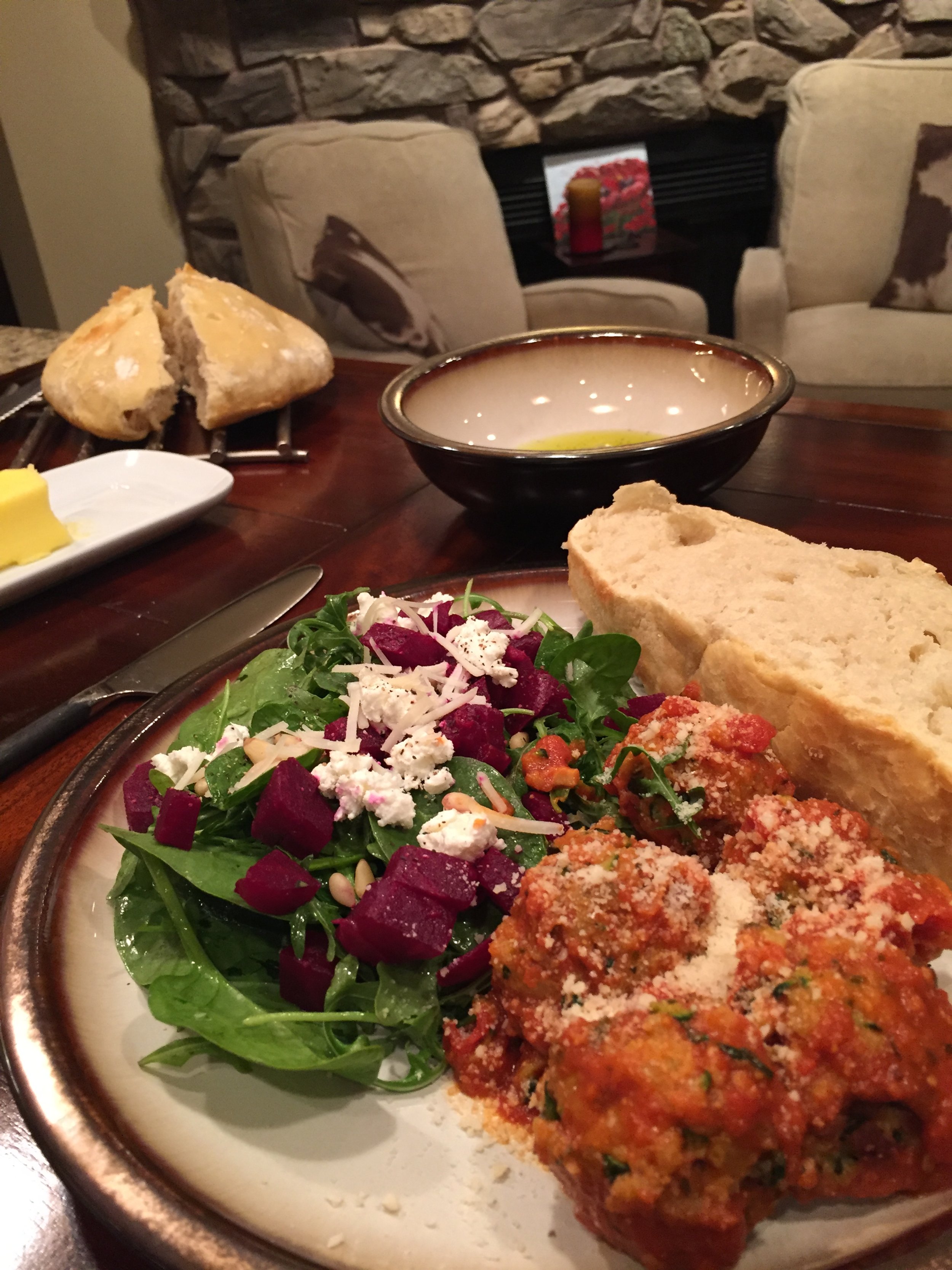 ...goes perfectly with pasta and beet salad!  :)