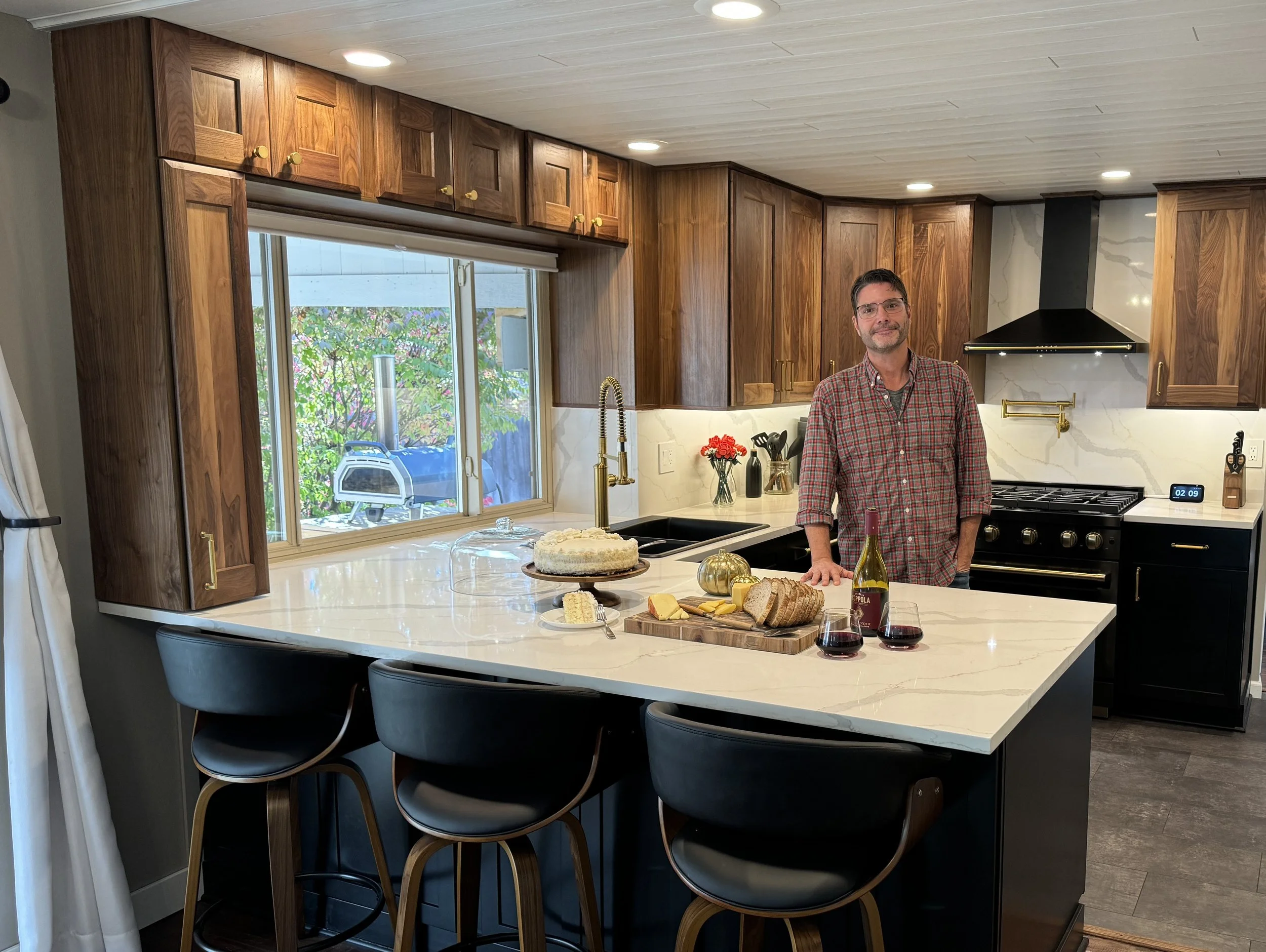 It's been a long project--with a lot of fun and challenging aspects to it!--but I learned a TON, and I could not be happier with how it turned out.  On to the next!  :)