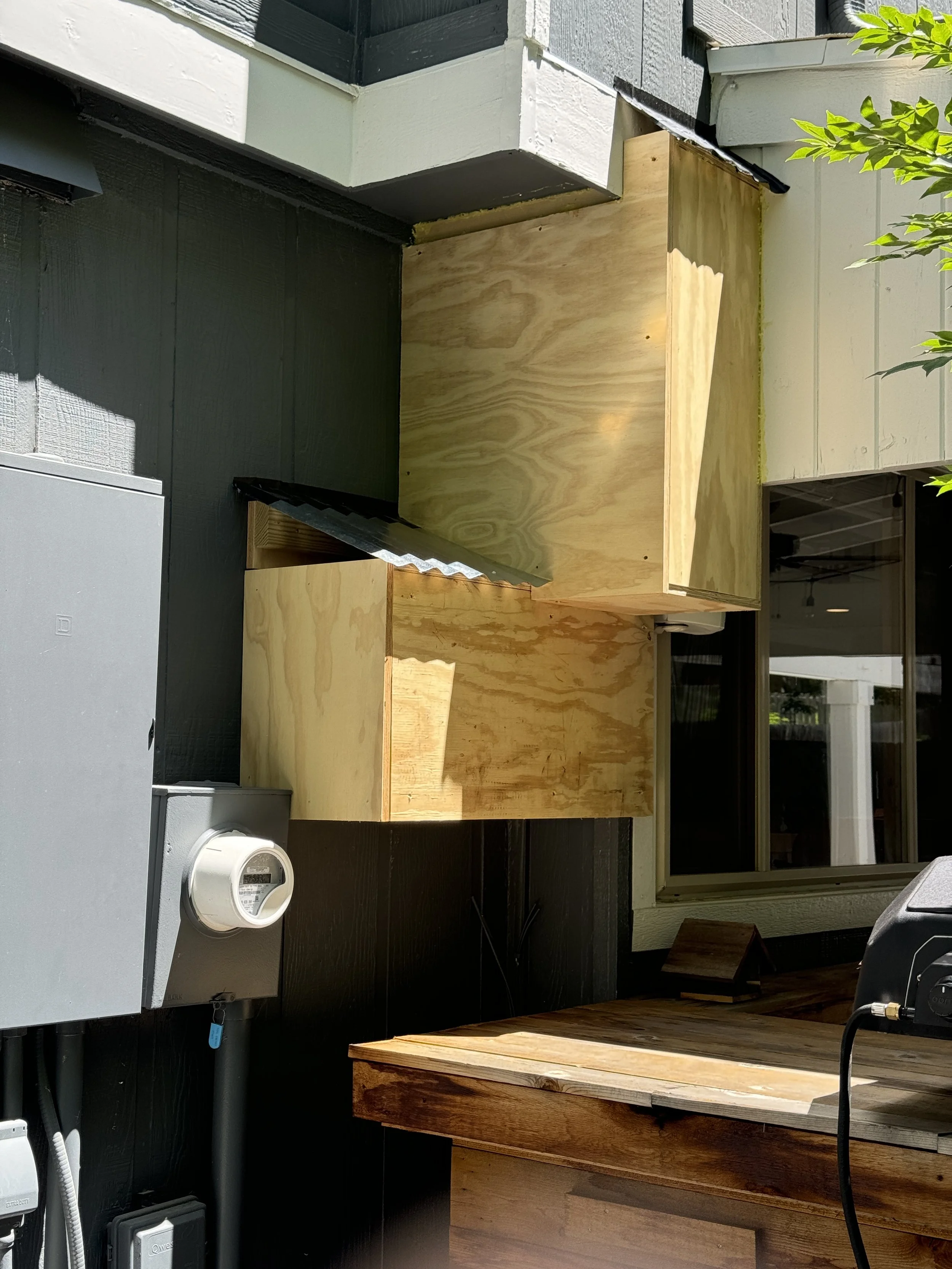 ...and sealed them up.  They still need to be painted, though, which I'll do in the Fall.