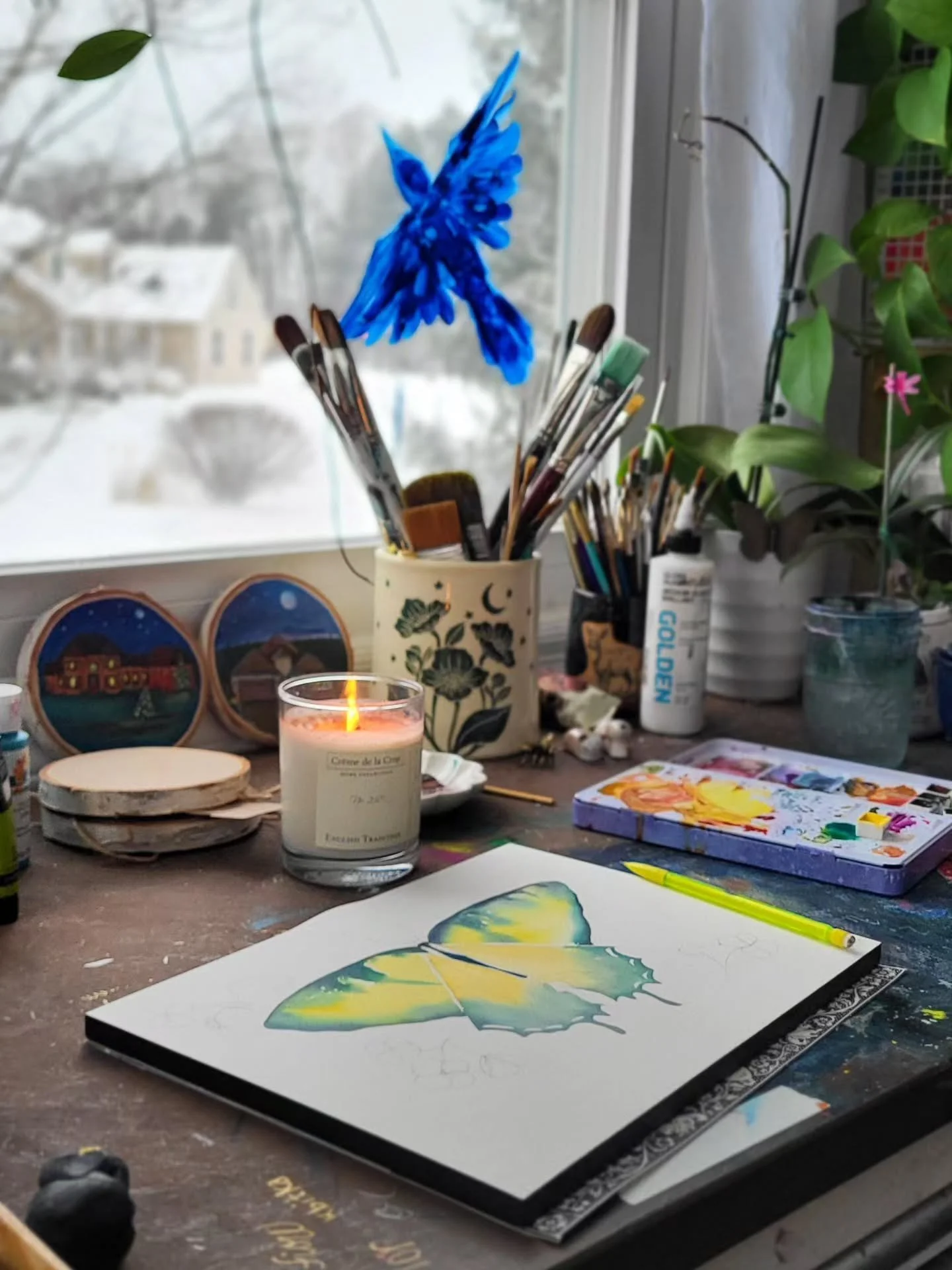Create Day with The Inspired Collective group! Love our virtual meet ups on Sundays! It's really cool to be in the presence of others creating from all around the world! ✨️

Messy studio, watercolor butterfly wip, commission wip. ✨️

@inspiredtowrite