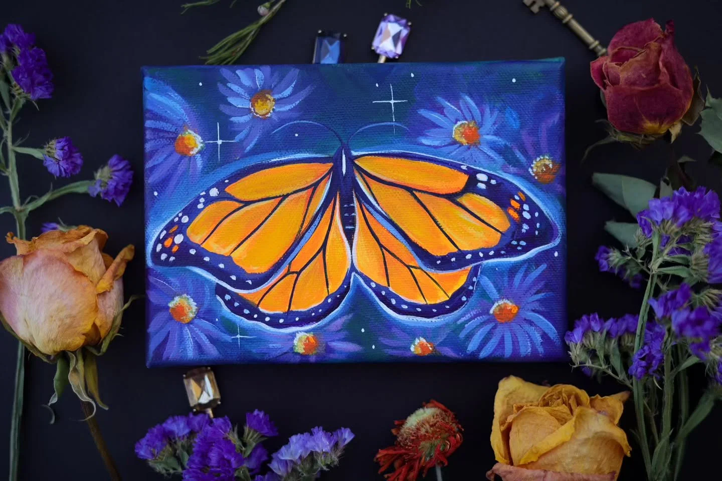 Seemingly ordinary things that are truly magical.✨️🦋

 Monarch butterflies will make their appearance here in Indiana in the upcoming months after a long travel from Mexico.

 A delightful sight and a true phenomenon- a creature I have found to be s