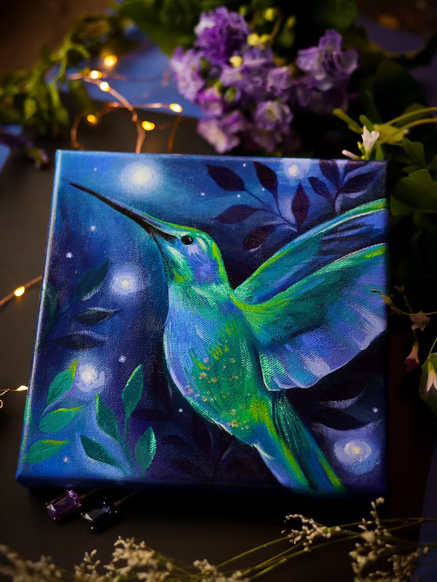 Levitate ✨️💎✨️
.
.
Hummingbird in acrylics and acrylic gouache  on cotton canvas!🌿💙💜

#hummingbird #hummingbirdpaintings