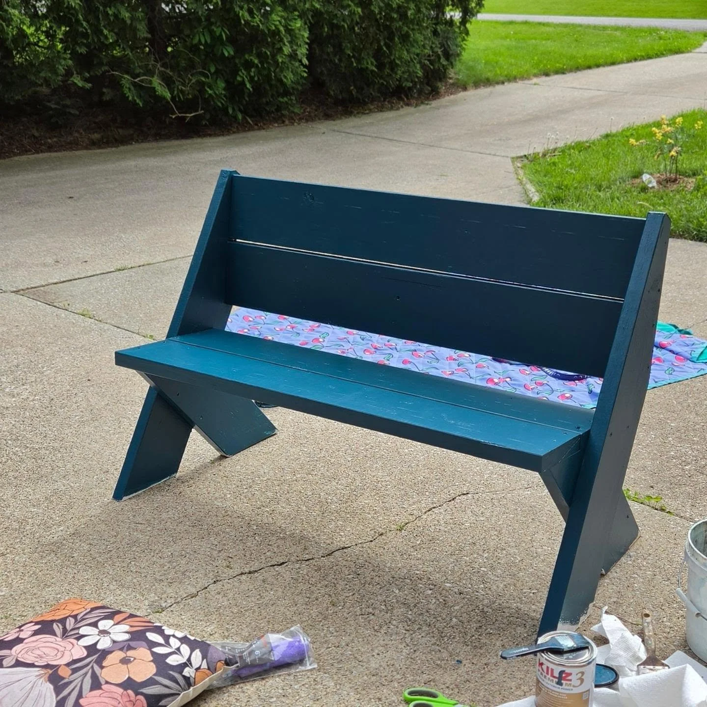 Im very excited to share that my design submission for @mcpublicartcommittee bench project has been selected! Yesterday my husband and I picked up the bench from Michigan City and today I was able to get it primed and the base color painted! I can't 