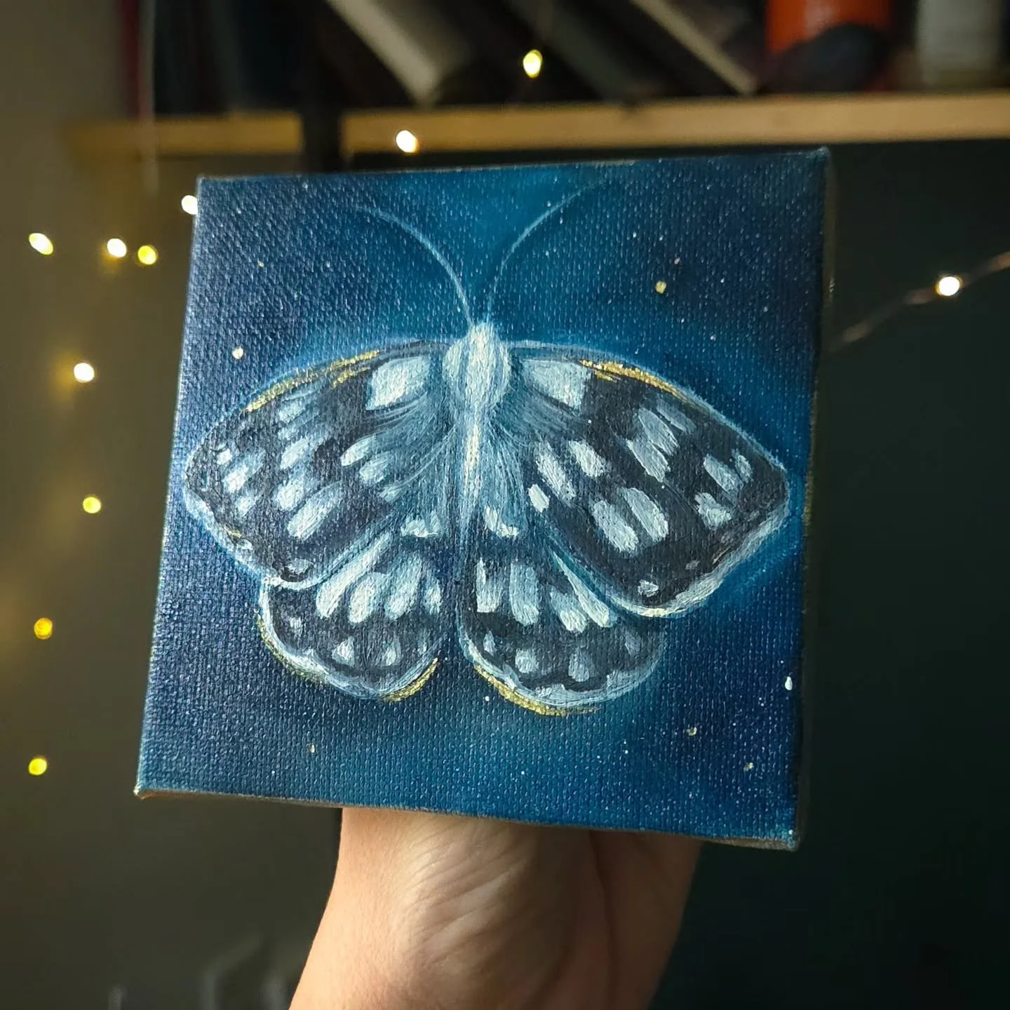 Deep dark blues and gold✨️
.
Marbled White Butterfly in Oils🦋