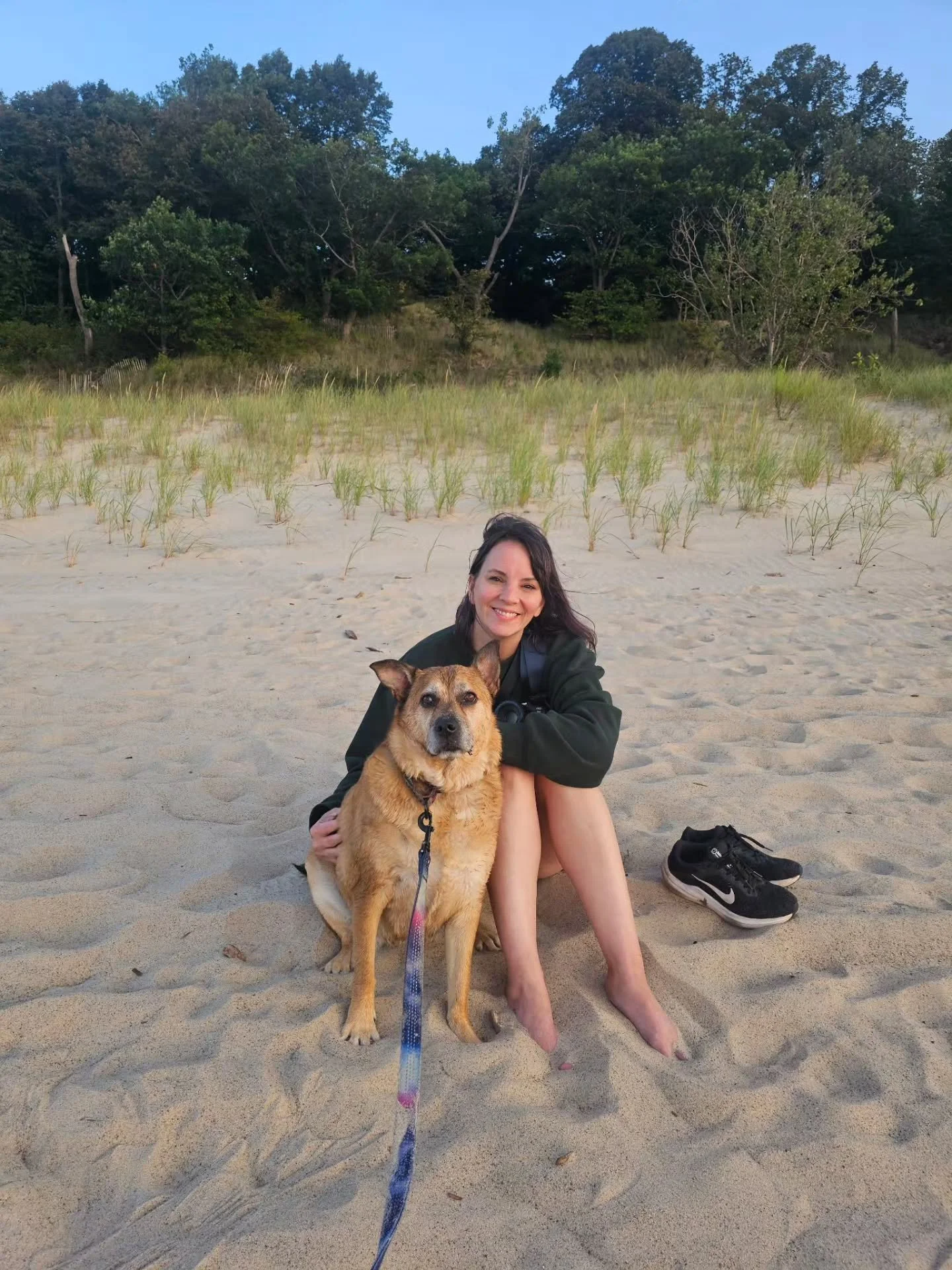 Some much needed nature and beach time! During my favorite time of day- sunset 💓
.
My husband, and one of my dogs, Ruby and I decided to take in the sunset yesterday at the Indiana Dunes! My dog was so funny, she loved biting the water and we enjoye