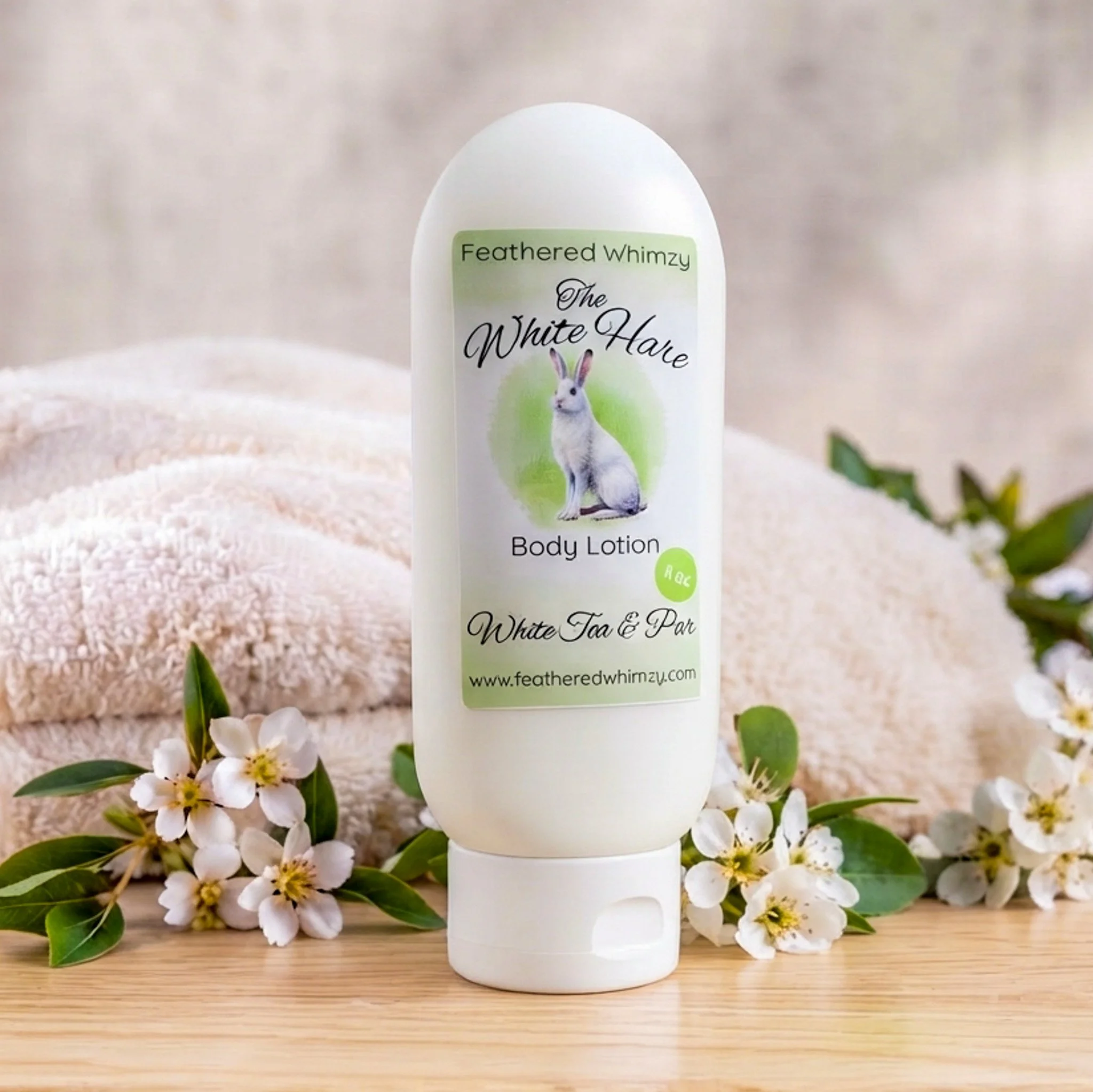 the.white.hare.white.tea.pear.body.lotion.jpg