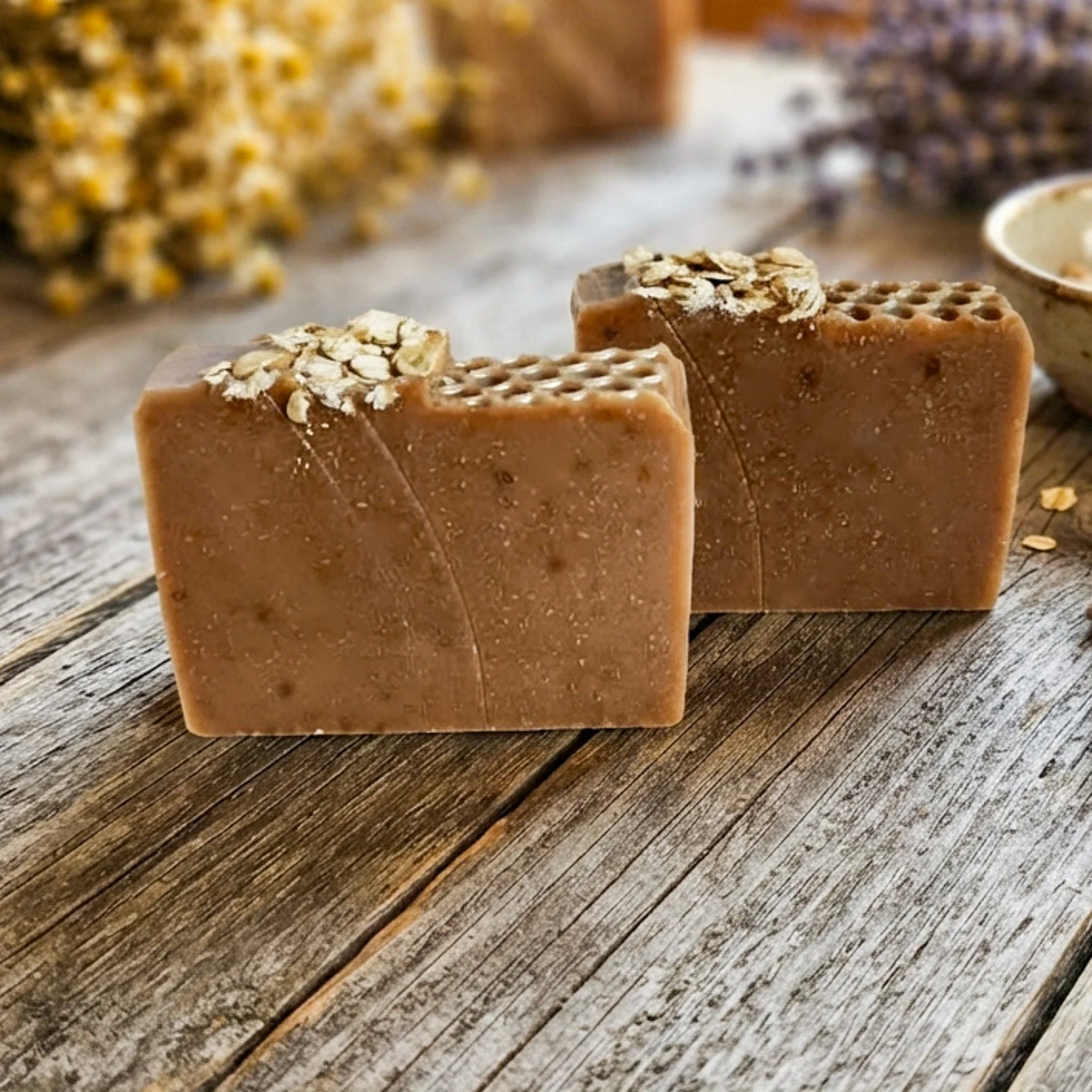 The Fat Bee - Oatmeal, Milk & Honey Soap Bar