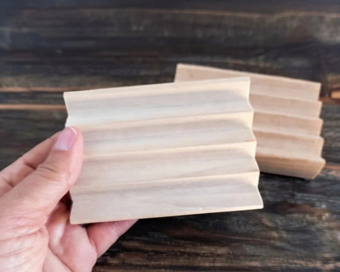 natural-alder-and-poplar-solid-wood-soap-dish.jpg
