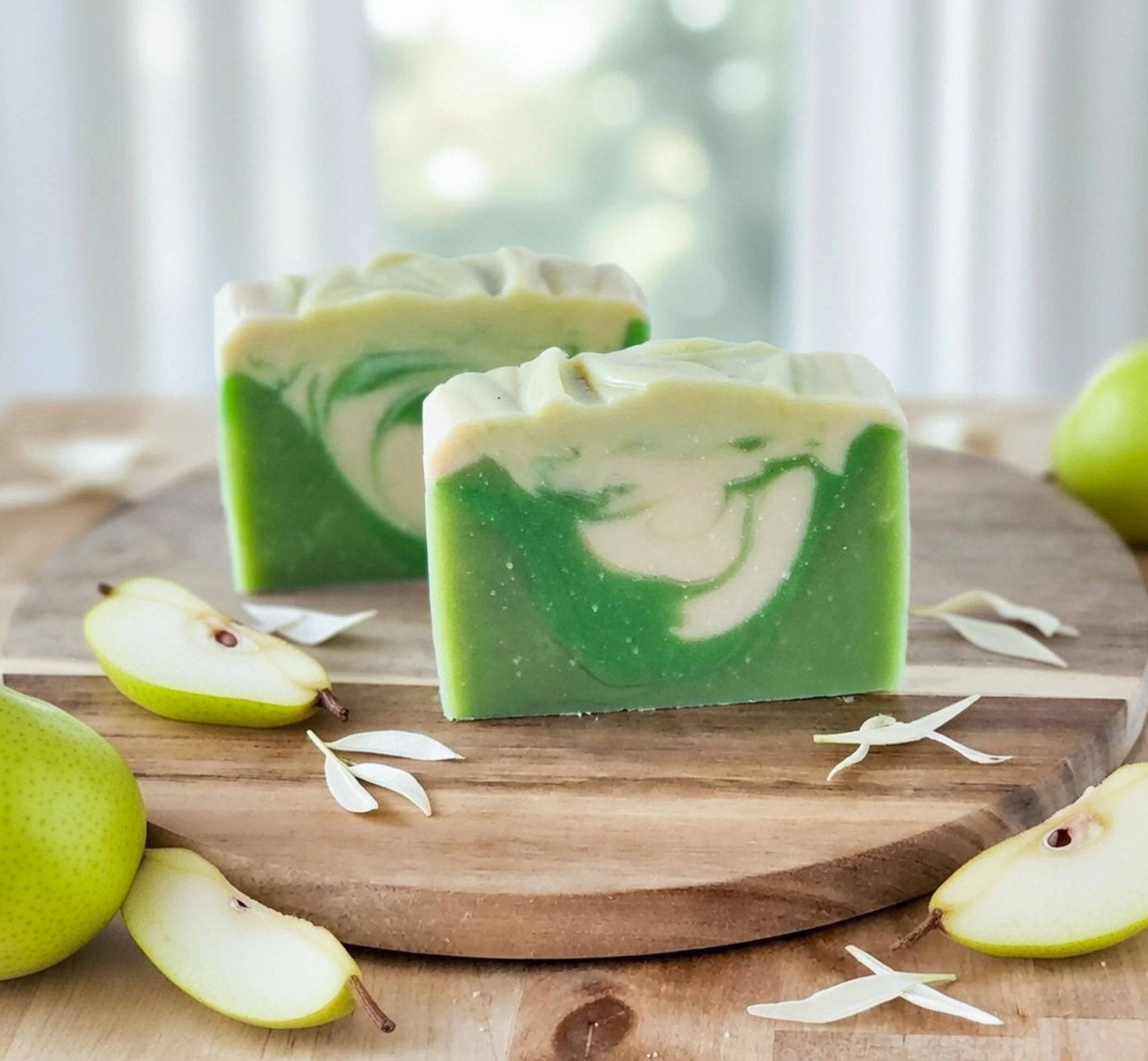 The White Hare - White Tea and Pear Soap Bar