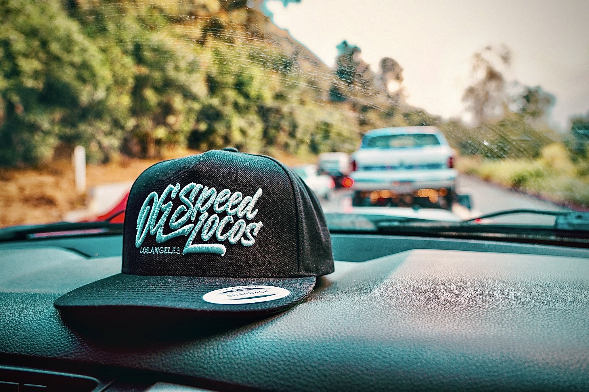 hat_ogsl-la_side_action.jpg