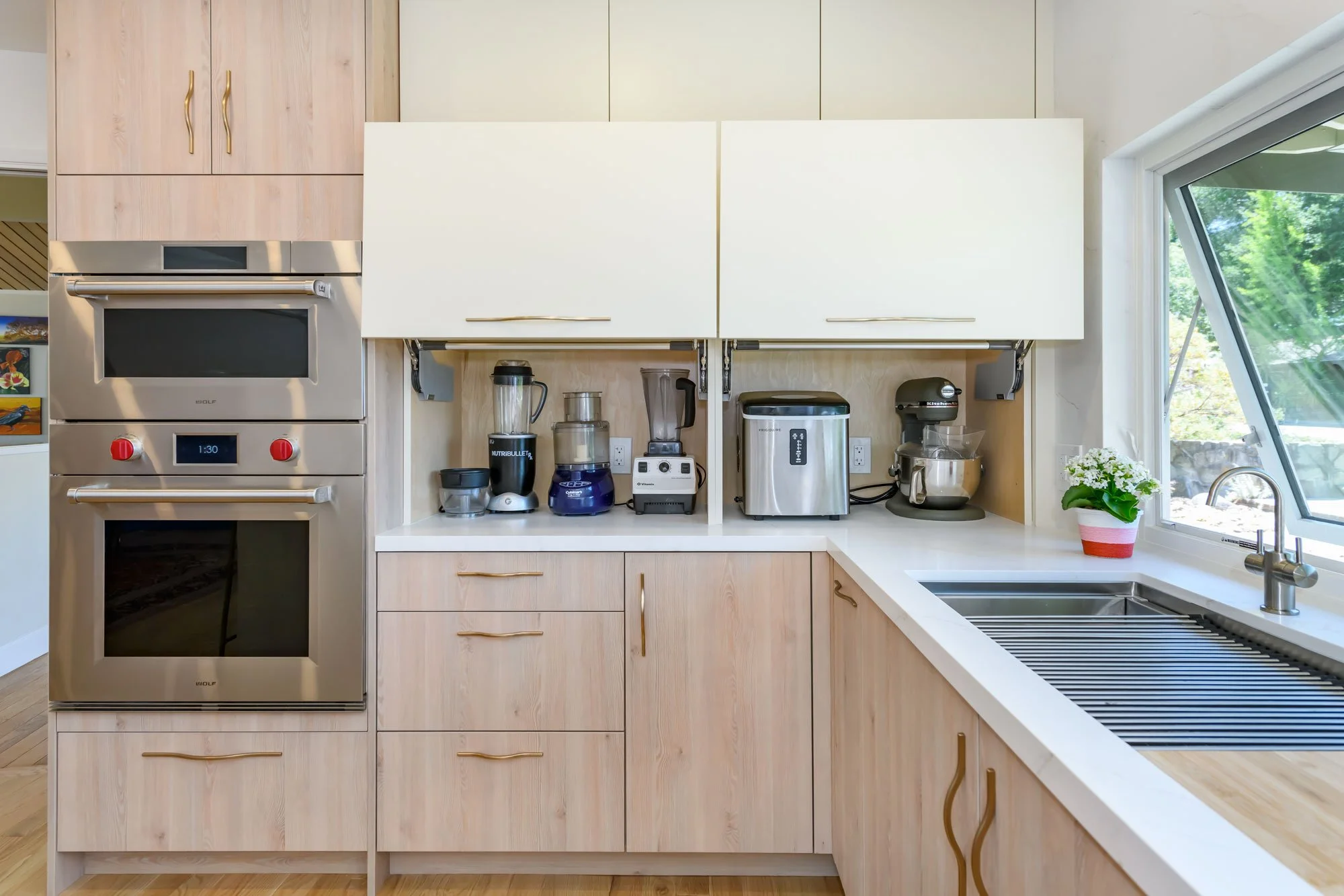 garage-cabinets.jpg