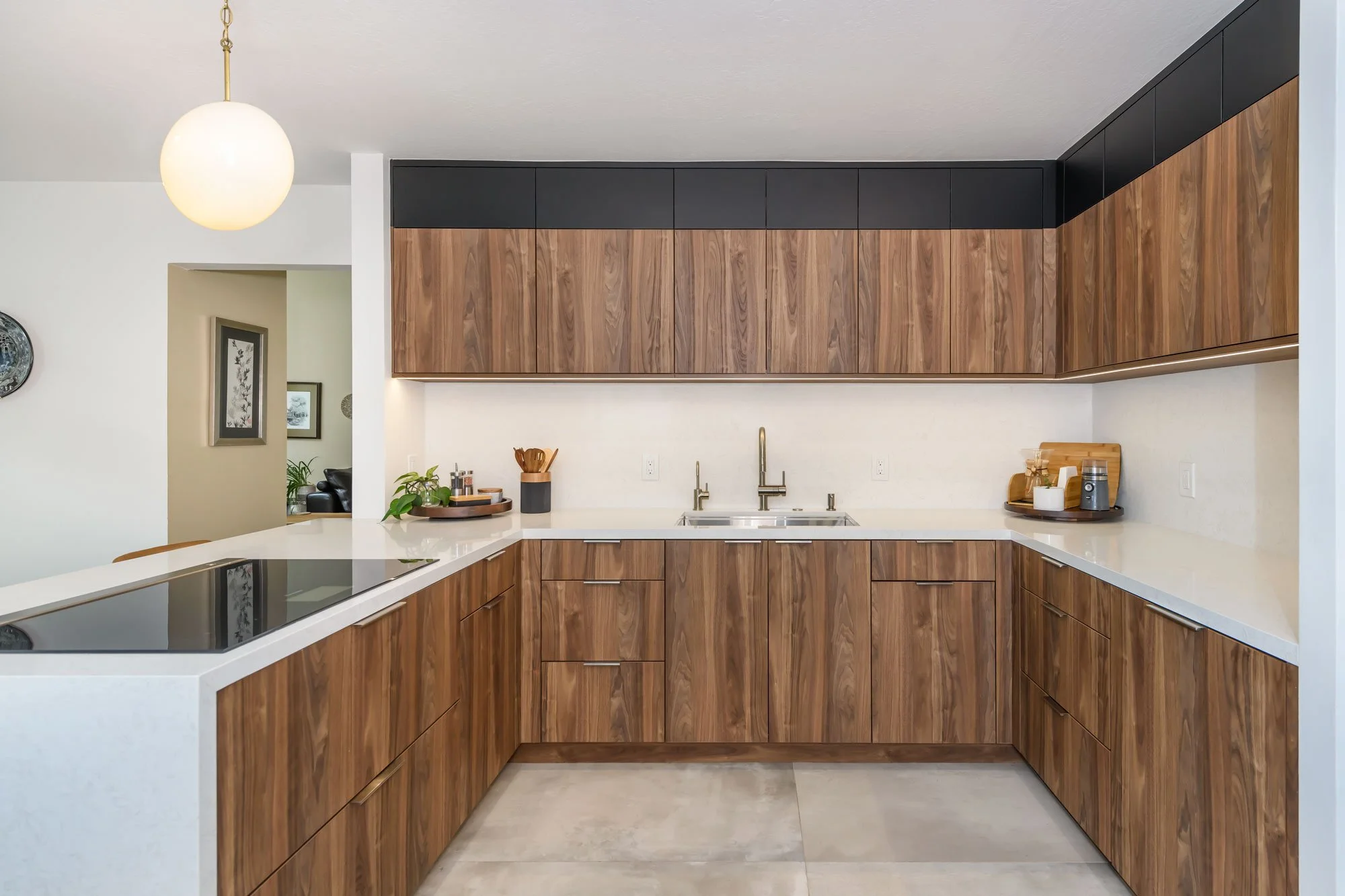 kitchen-2.jpg