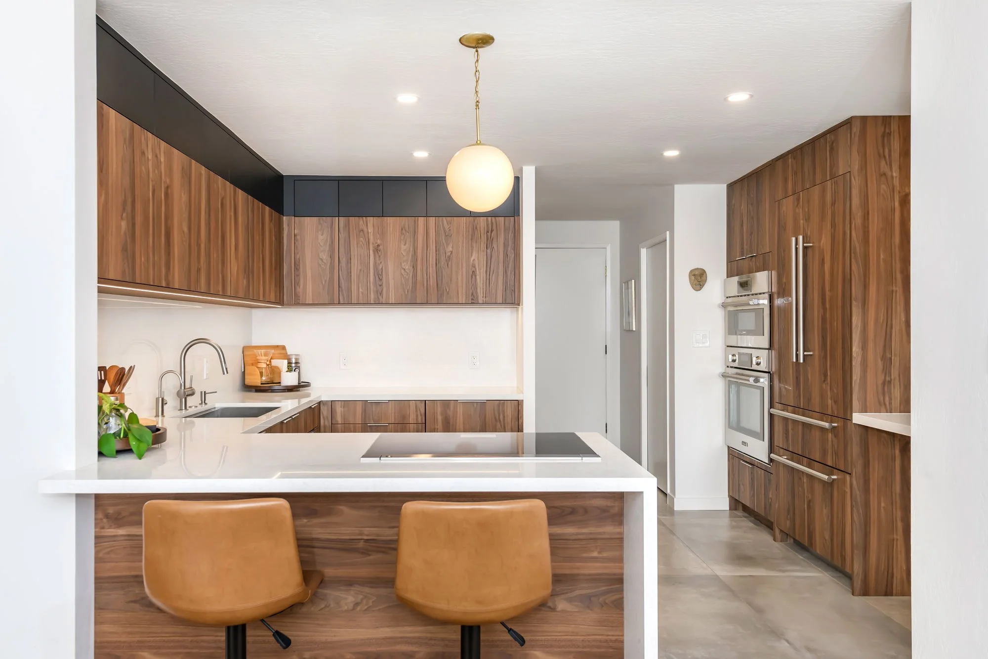 kitchen-1.jpg