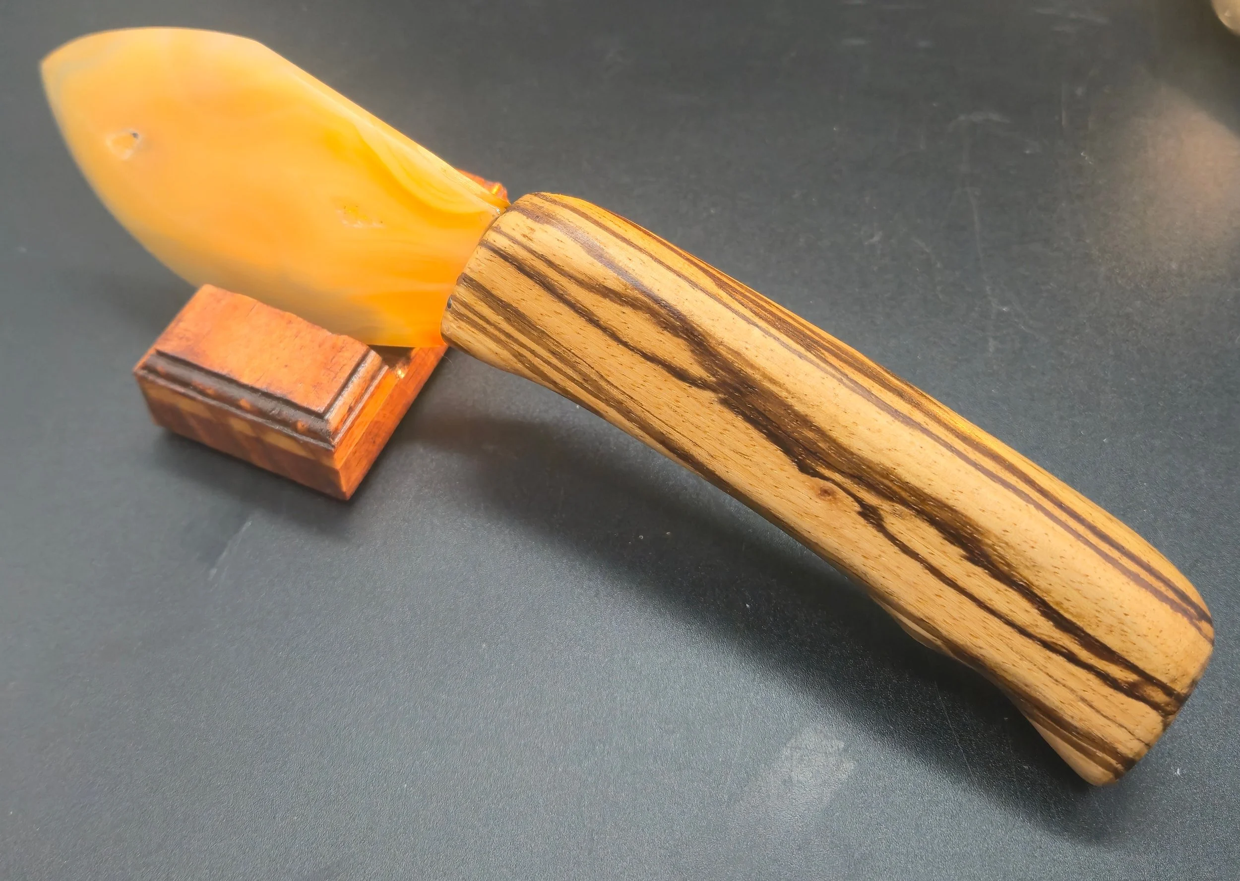 Custom Stone Skinner Knife