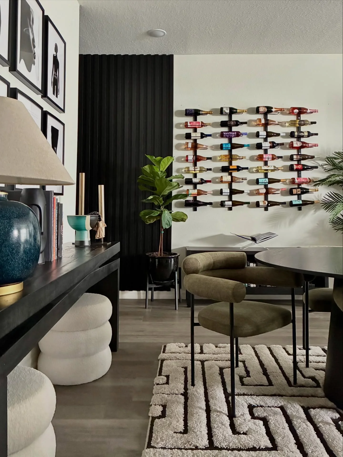 Would you Be Happy at Project Modern Mural?

Let&rsquo;s paint the picture. Our client is a frequent traveler. She moves through the world constantly and when she finally walks back through her own door, the space needed to meet her. Not just functio