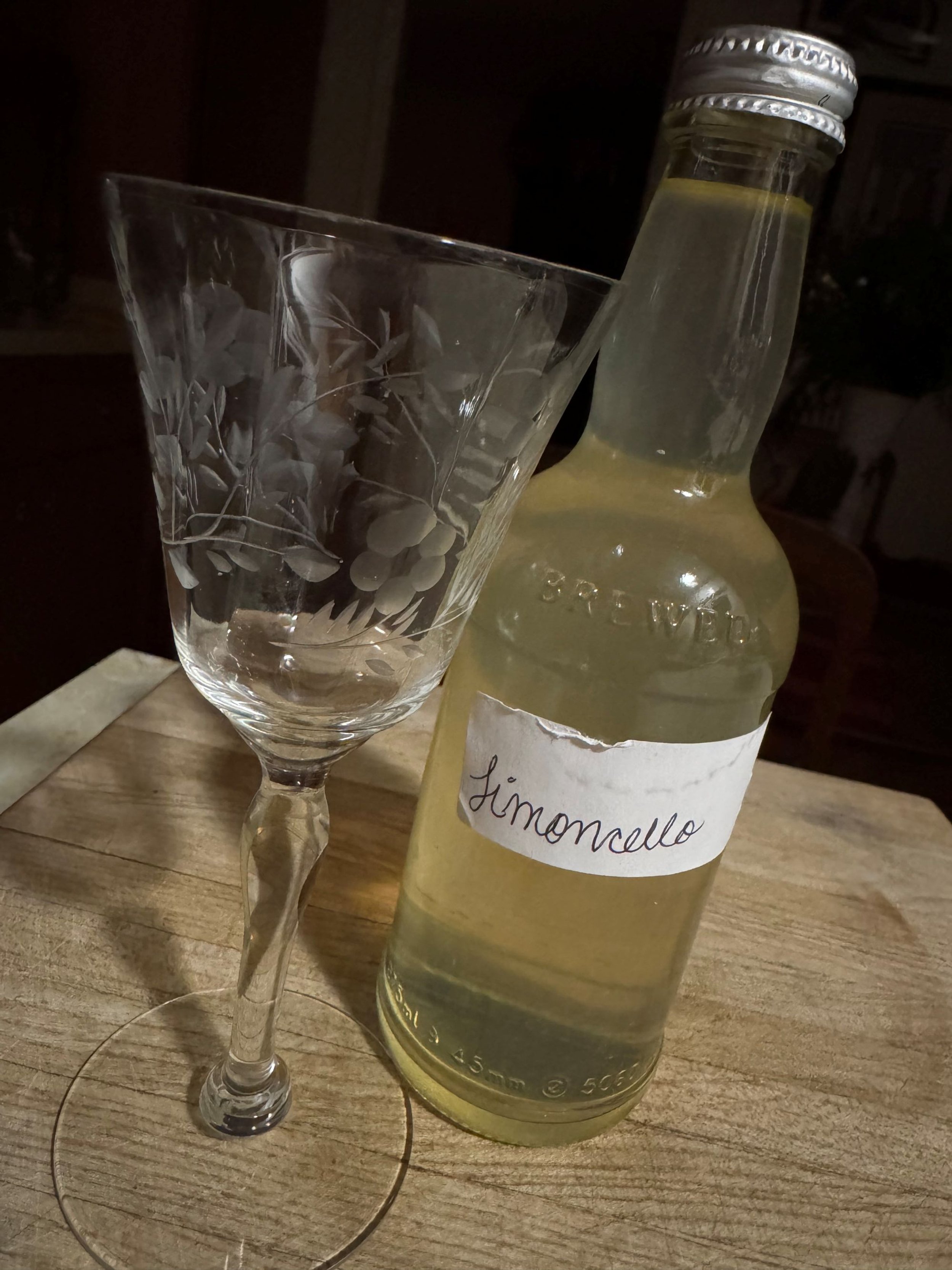 homemade-meyer-lemon-limoncello