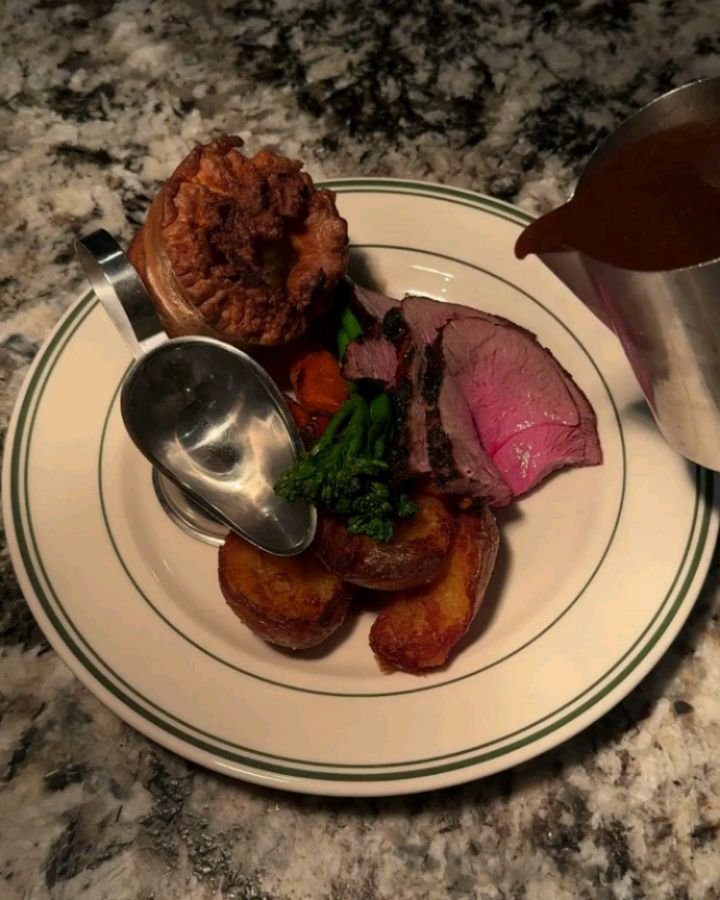 Long weekend's call for a Fallow roast.
Wood roasted lamb on this Sunday, from noon until sold out. 🍽️