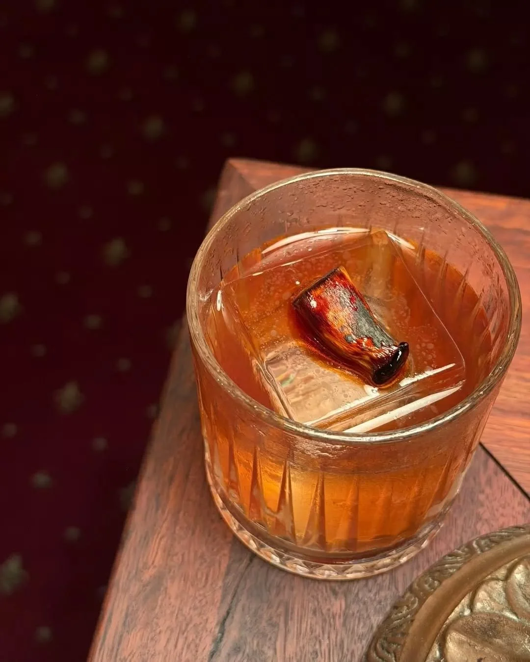 Stop by for a sip.

Cognac Bourguignon.
Built on a base of cognac and solera rye whisky with red wine reduction syrup, caramelised onion and bay leaf infusion alongside porcini mushroom tincture.

Finished with a torched baby king oyster mushroom.