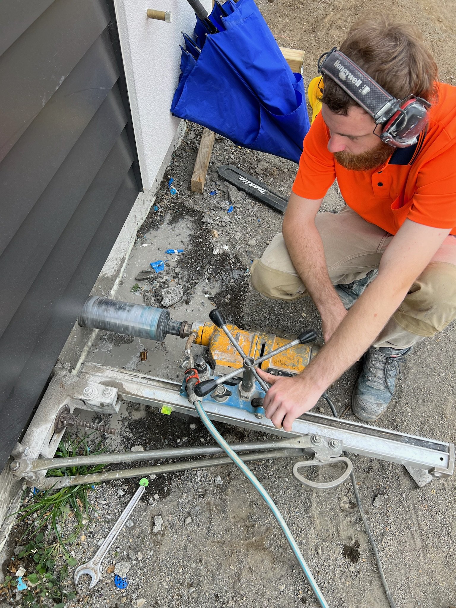 Concrete core drilling holes
