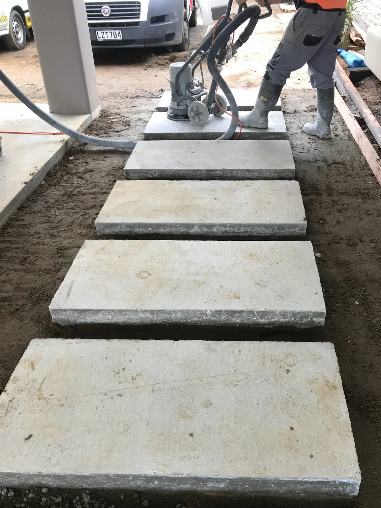 grinding concrete tiles