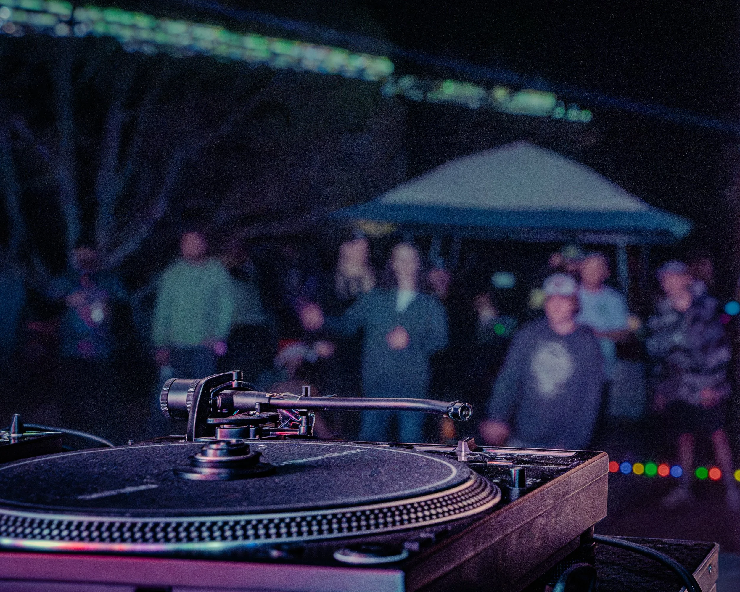 stage focus-dancy blur-compresso.jpg