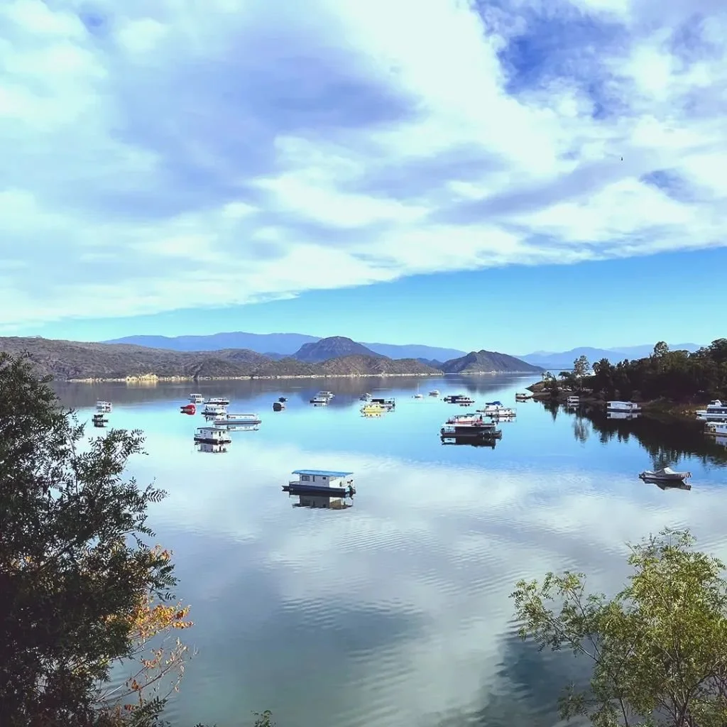 Many destinations, many journeys to accomplish. 

www.romeroandbraas.com

#Romeroandbraas #documentary #film #documentaryfilm #productora #audiovisual #eventos #producciones #travel #produccion #producer #productoraaudiovisual  #video #photography #p
