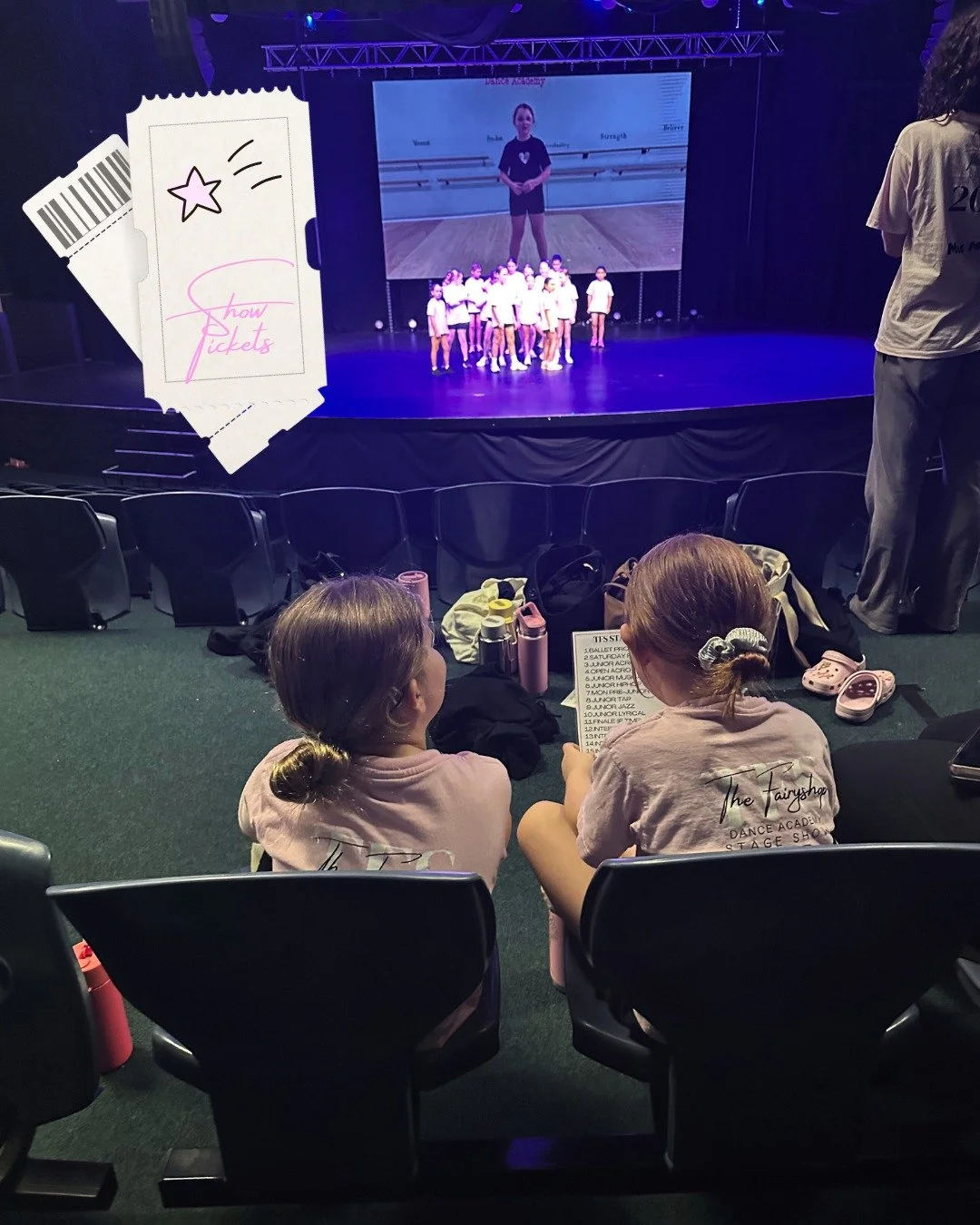 ✨ Did you manage to grab your show tickets yesterday? 🎟️💖 
Don’t worry if not, you can still book online now and join us for all the magic, fun, and family-friendly performances this year! 🧚‍♀️👢🌟
💻Www.fairyshop.com.au
📧joondalup@fa