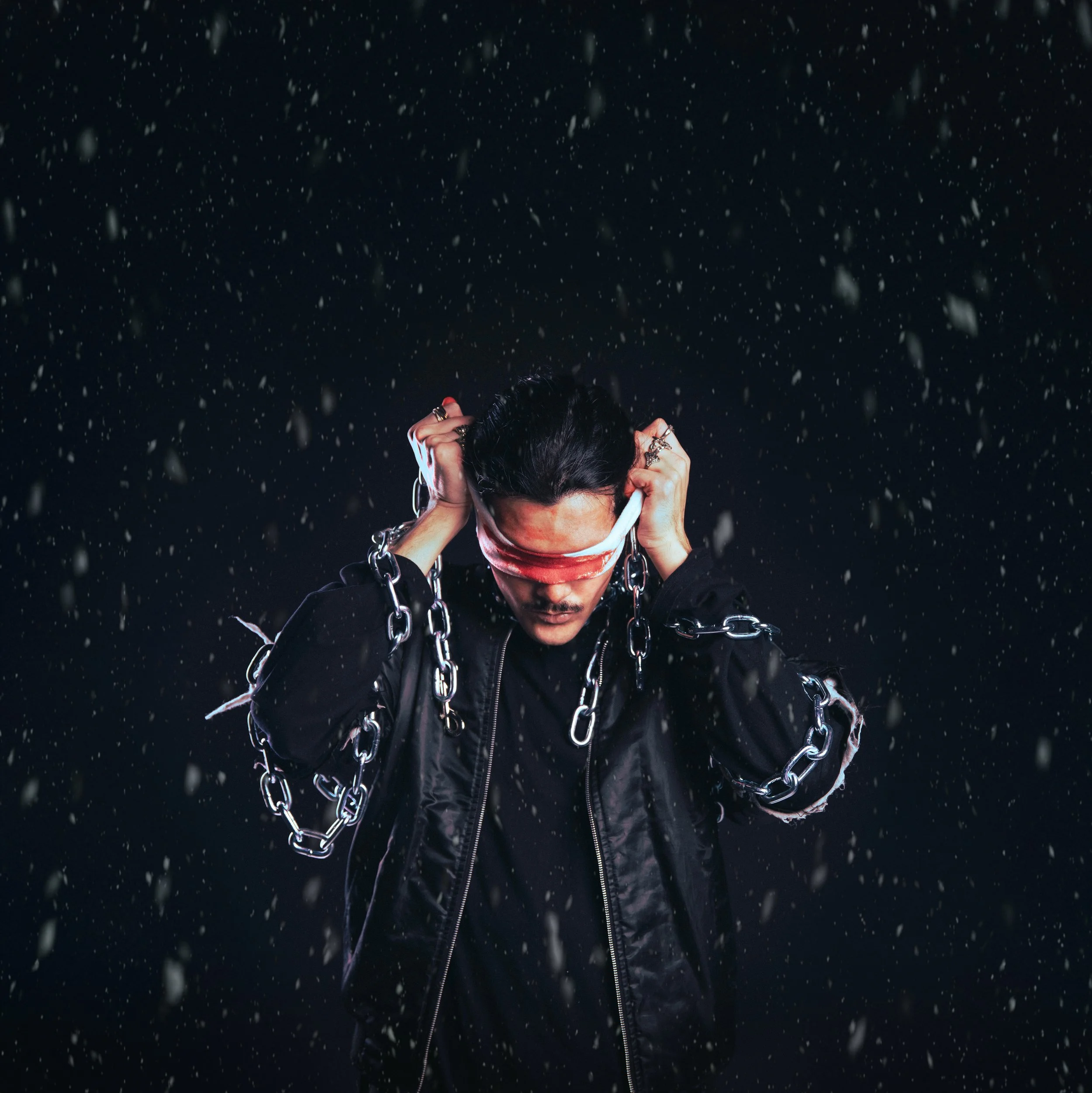 REVEIRIE-BLK-12.jpg