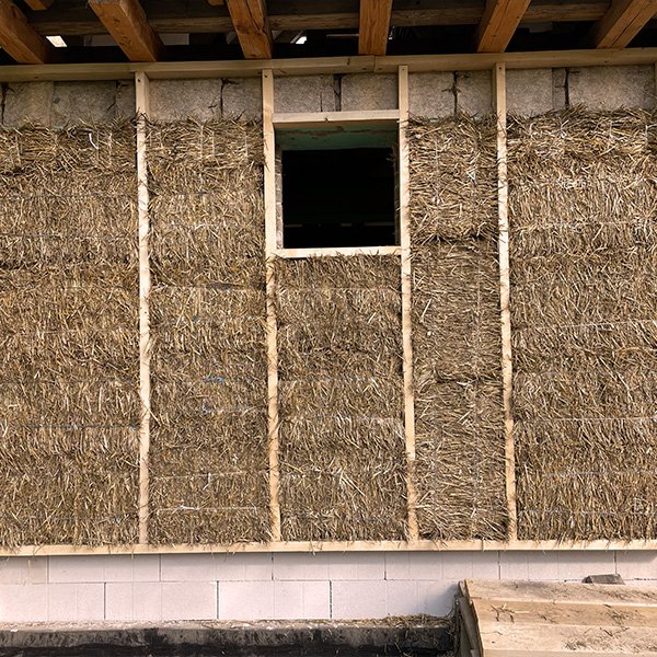 Vázkitöltő vályogfalazat