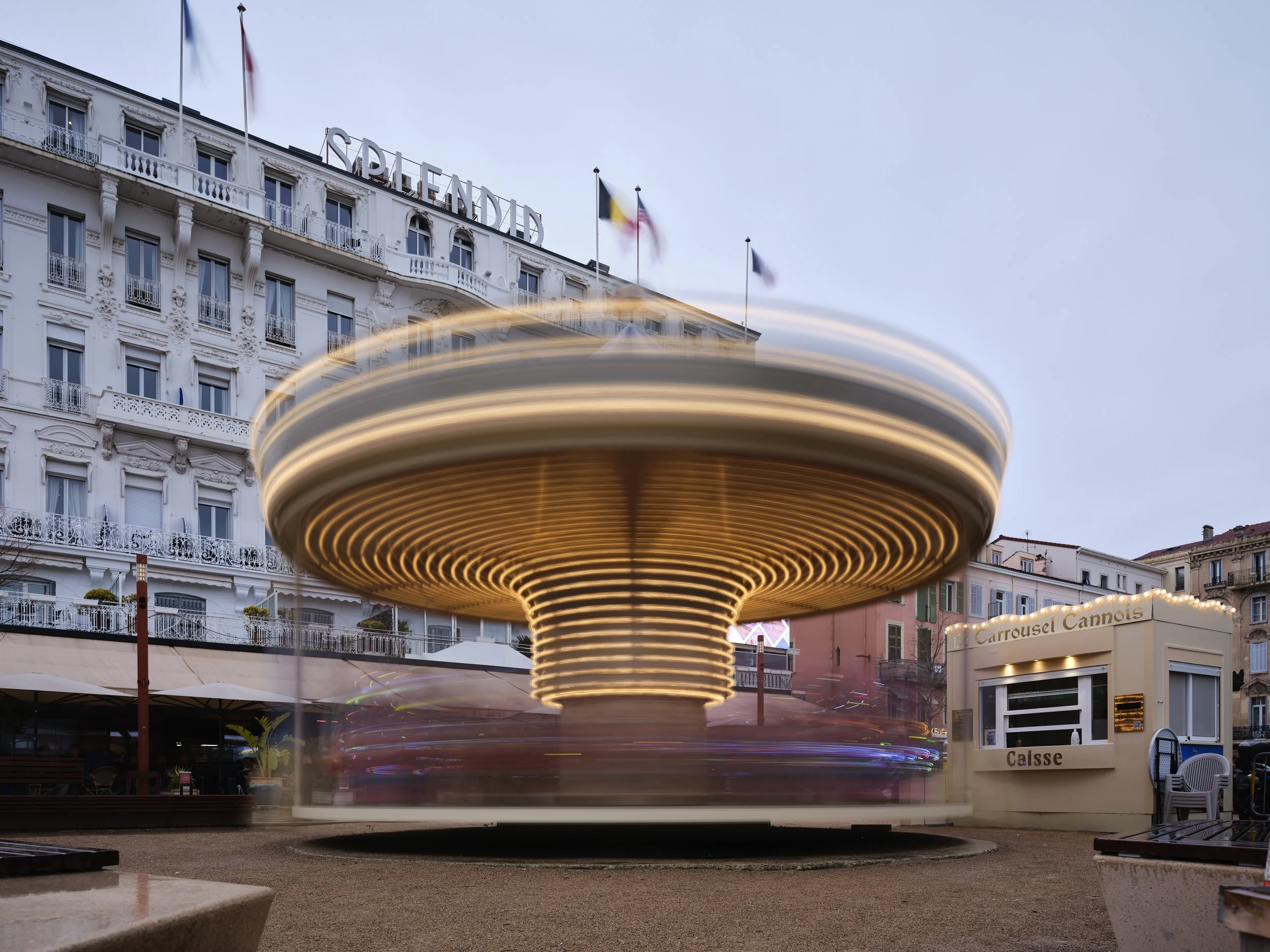 43_CANNES_ROUND.jpg