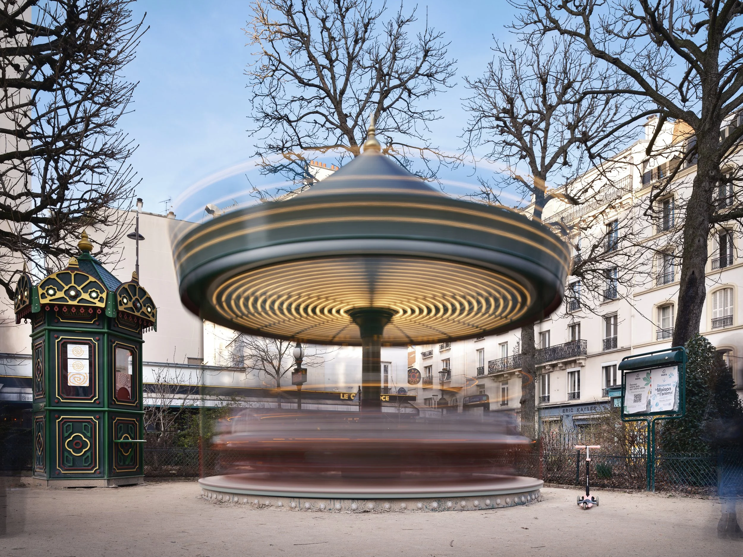 40_PARIS PLACE DU COMMERCE_ROUND.jpg