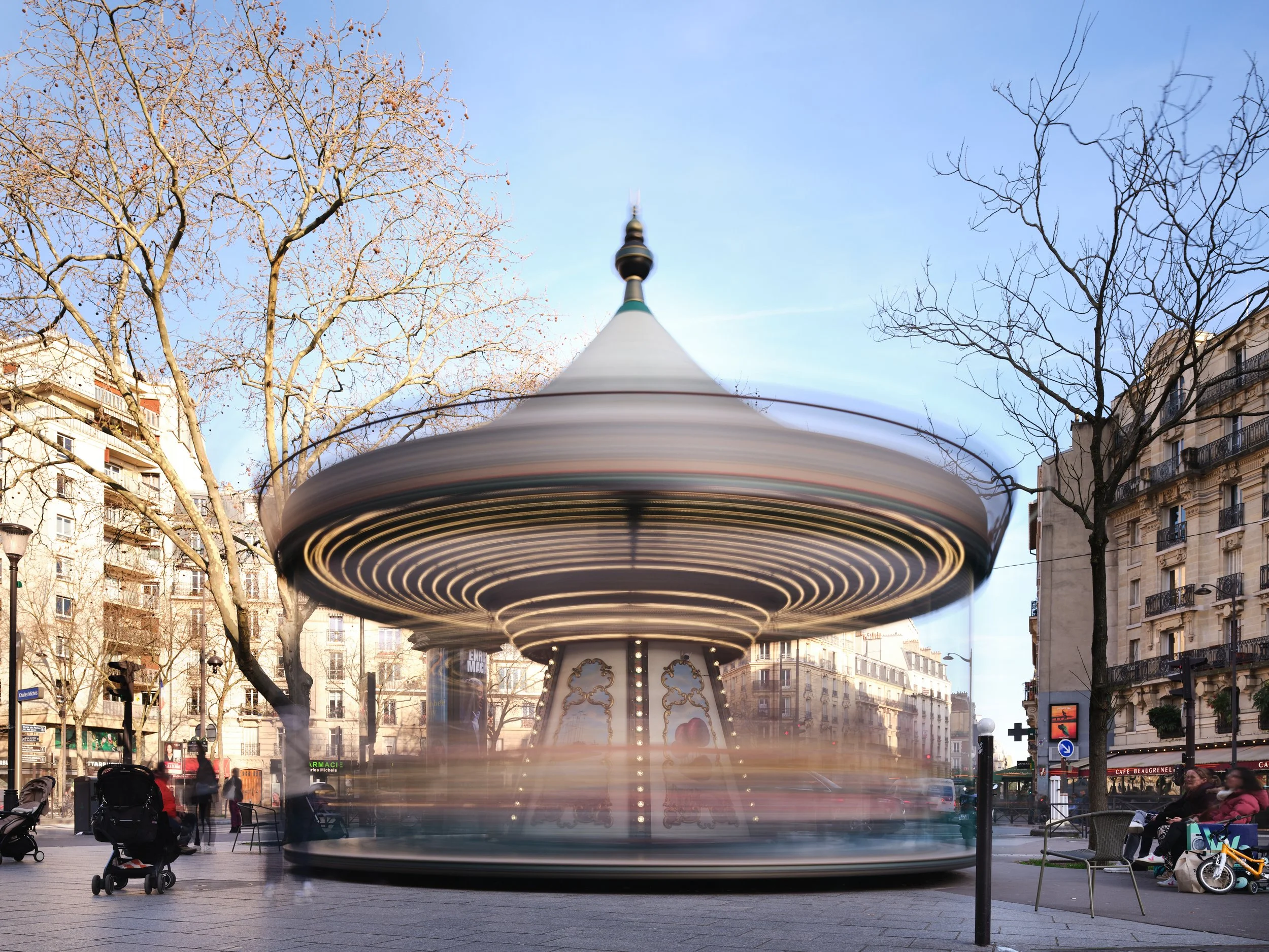 39_PARIS CHARLES MICHEL_ROUND.jpg