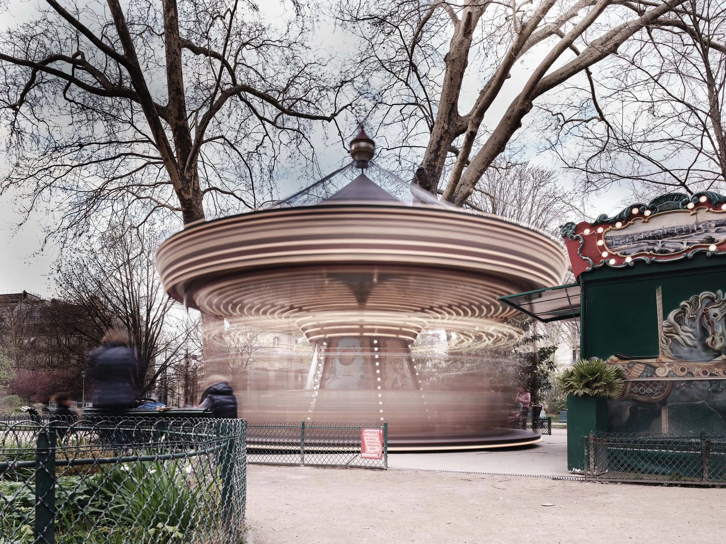 44_PARIS MONCEAU_ROUND.jpg